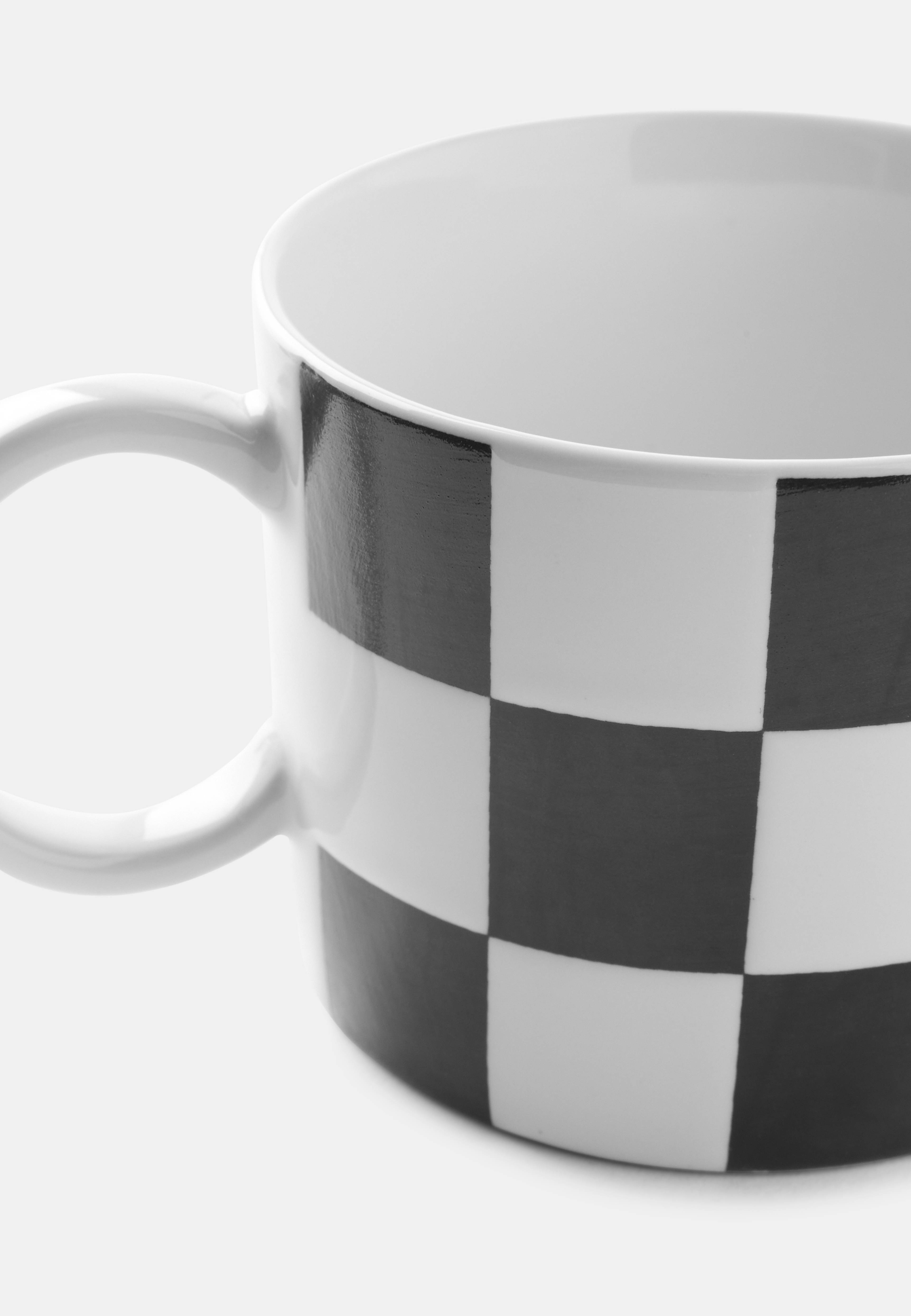 Mugg i stengods ADA CHECKER 25 cl