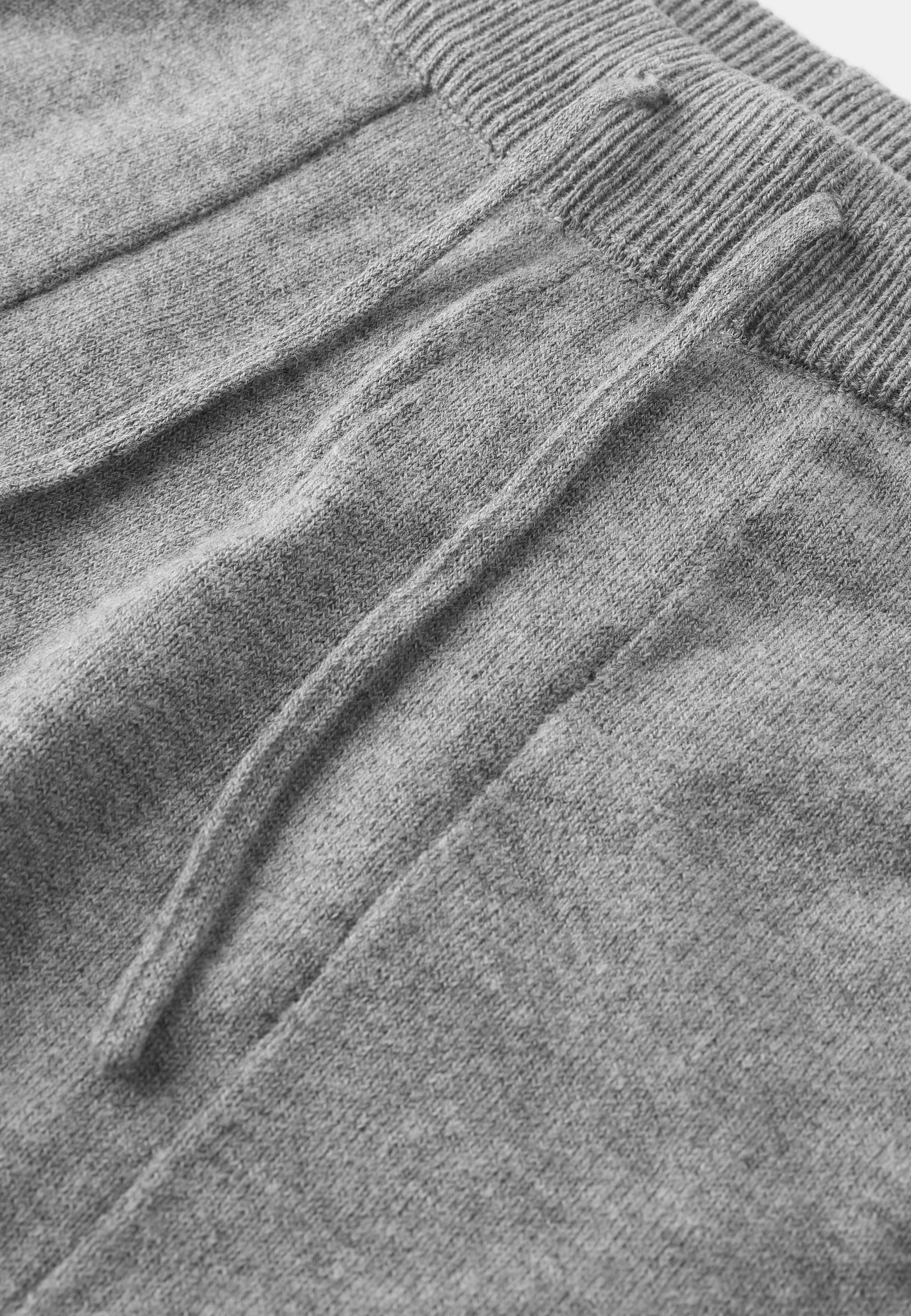 Finstickade mjukisbyxor CARTER