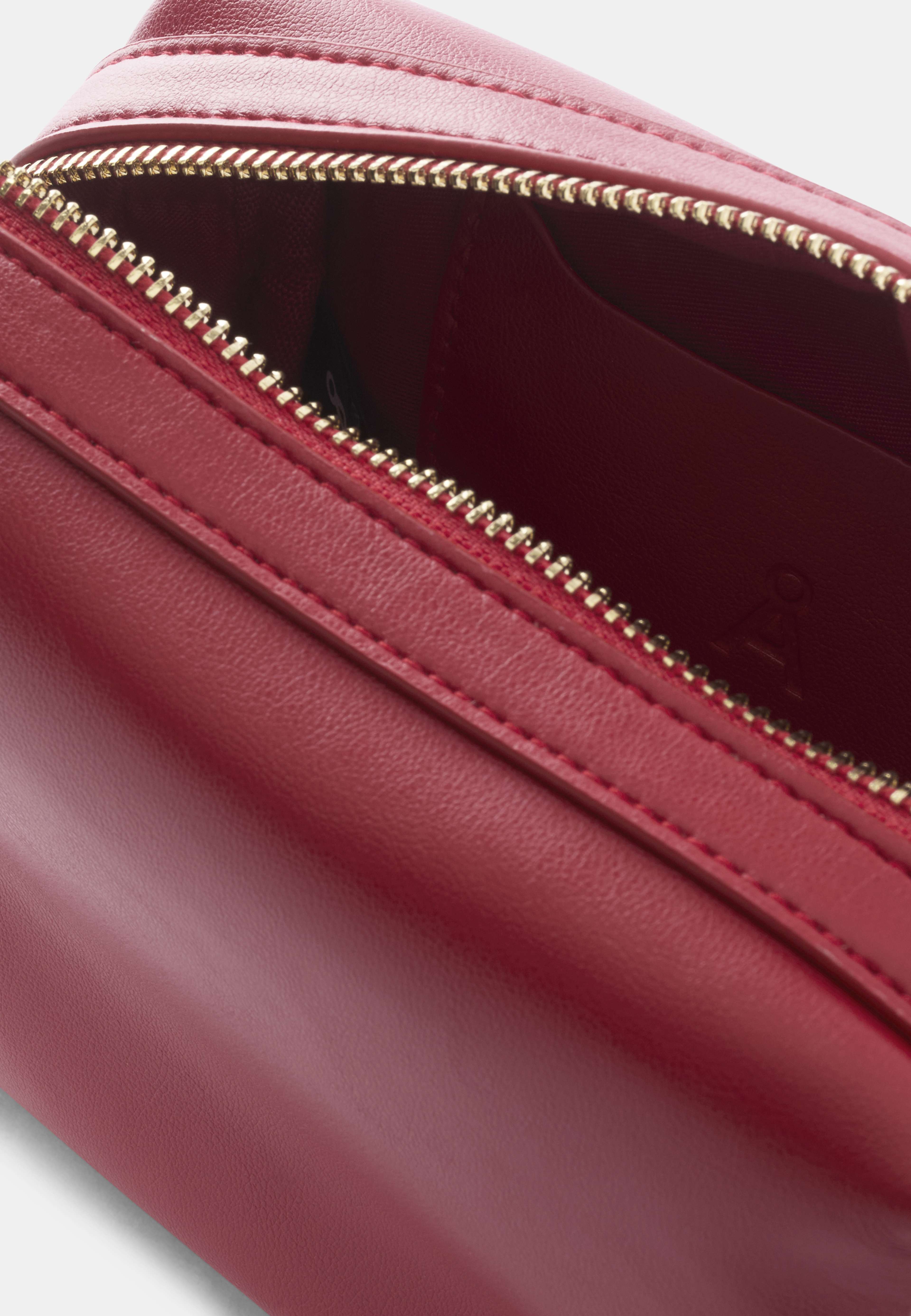 Crossbody CORTNY