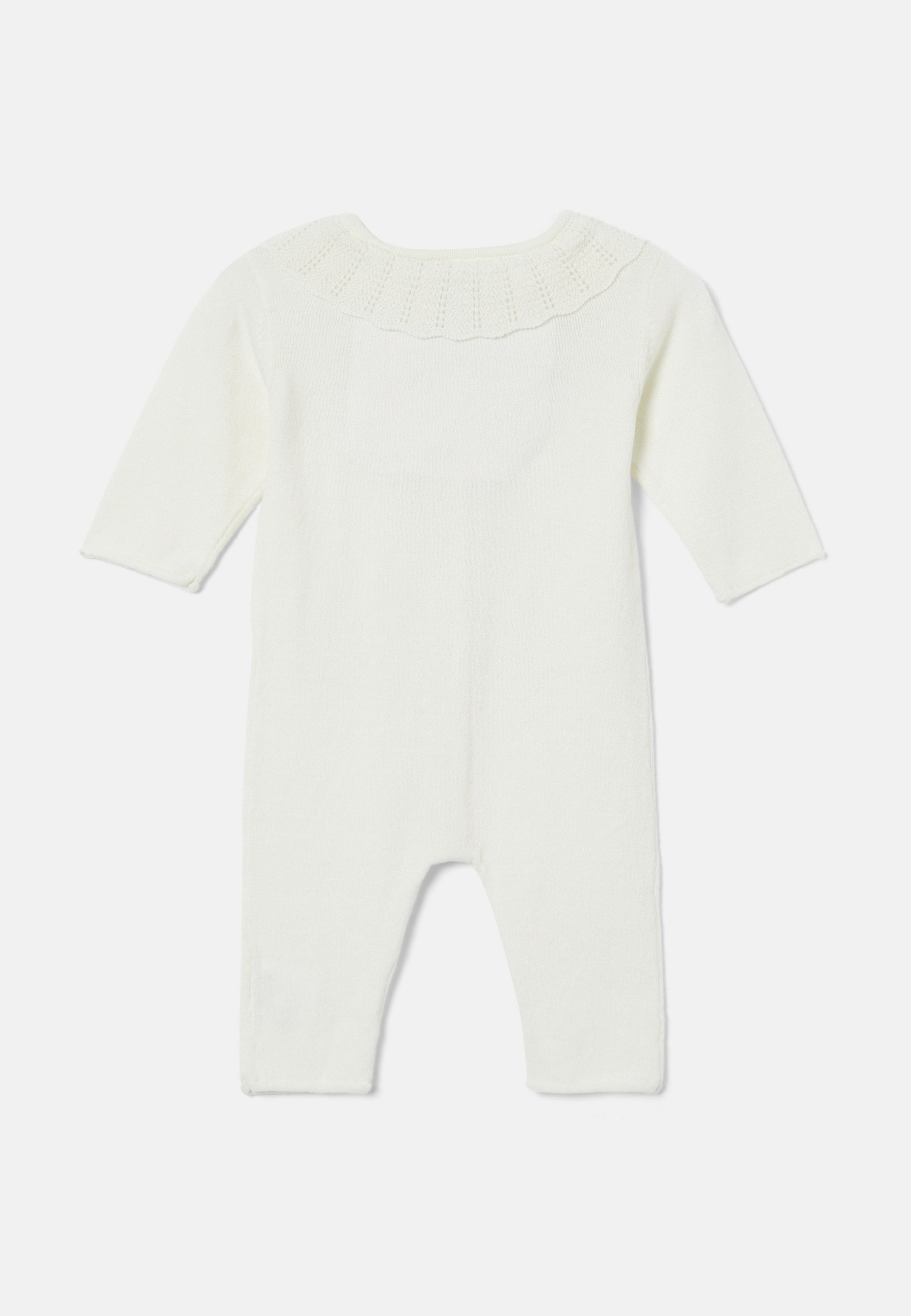 Finstickad onesie JUNO