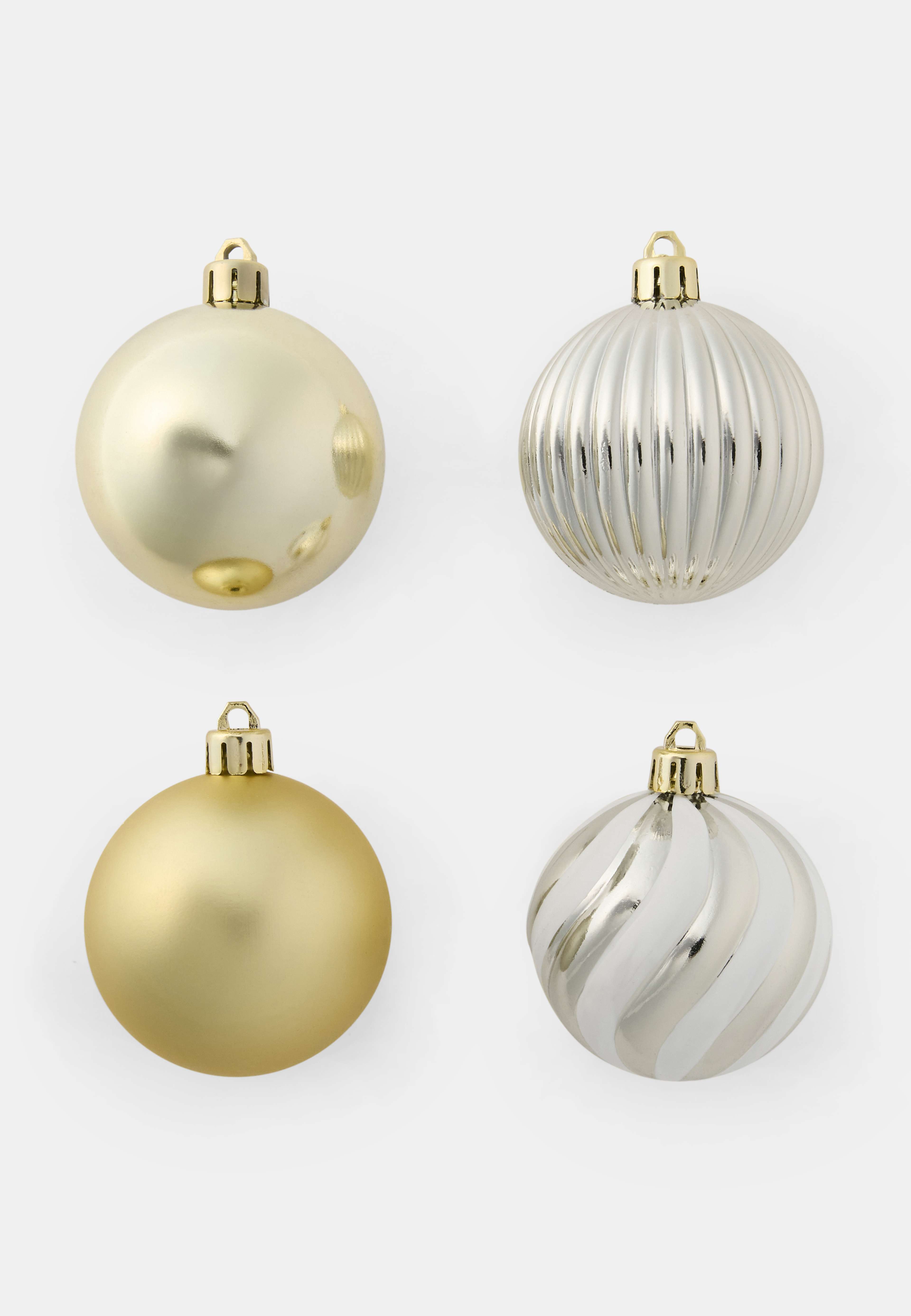 Julgranskulor, 24 delar, från Åhléns Home, i färgen Gold. Klicka för att öppna bilden i stort format