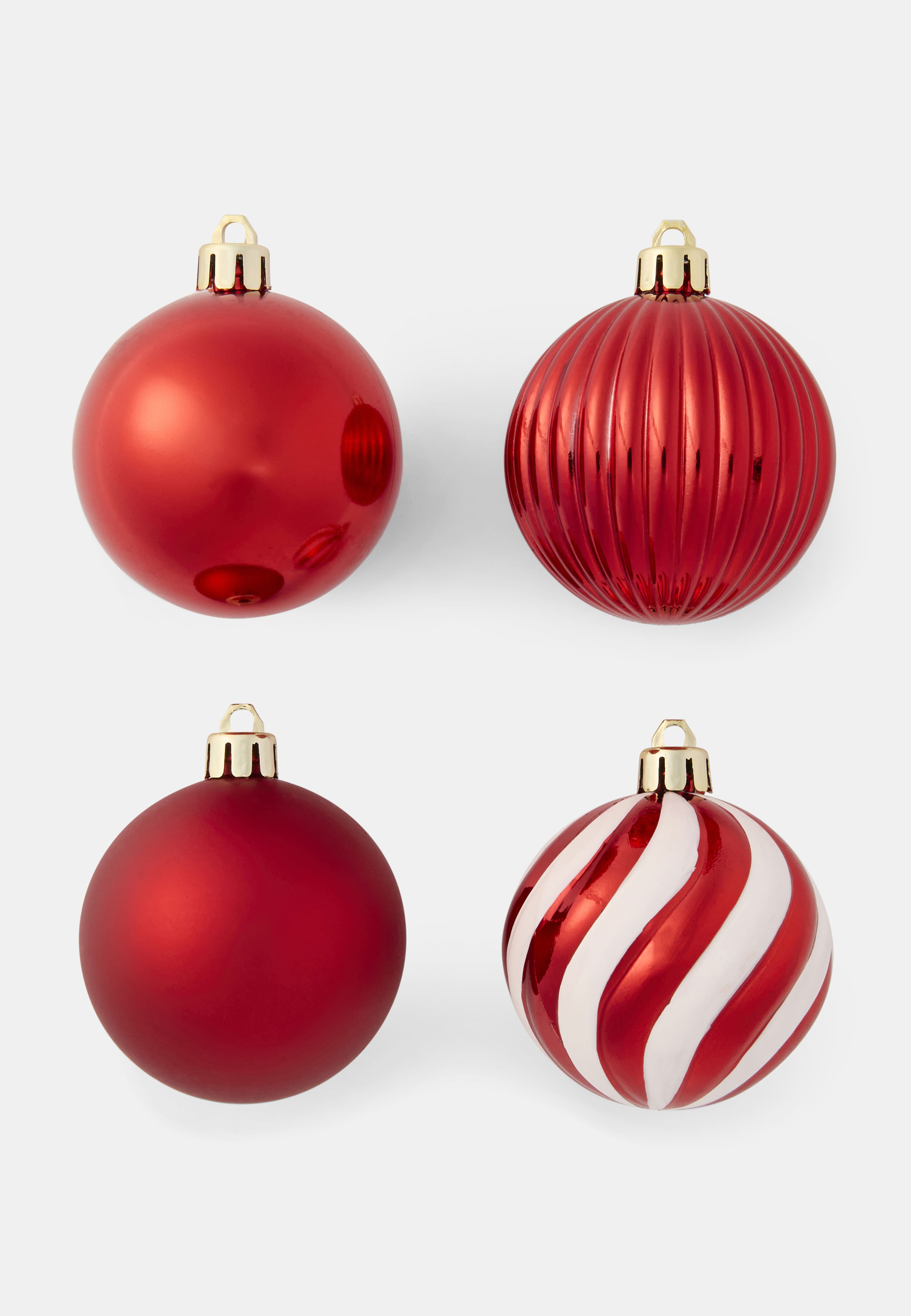 Julgranskulor, 24 delar, från Åhléns Home, i färgen Red. Klicka för att öppna bilden i stort format