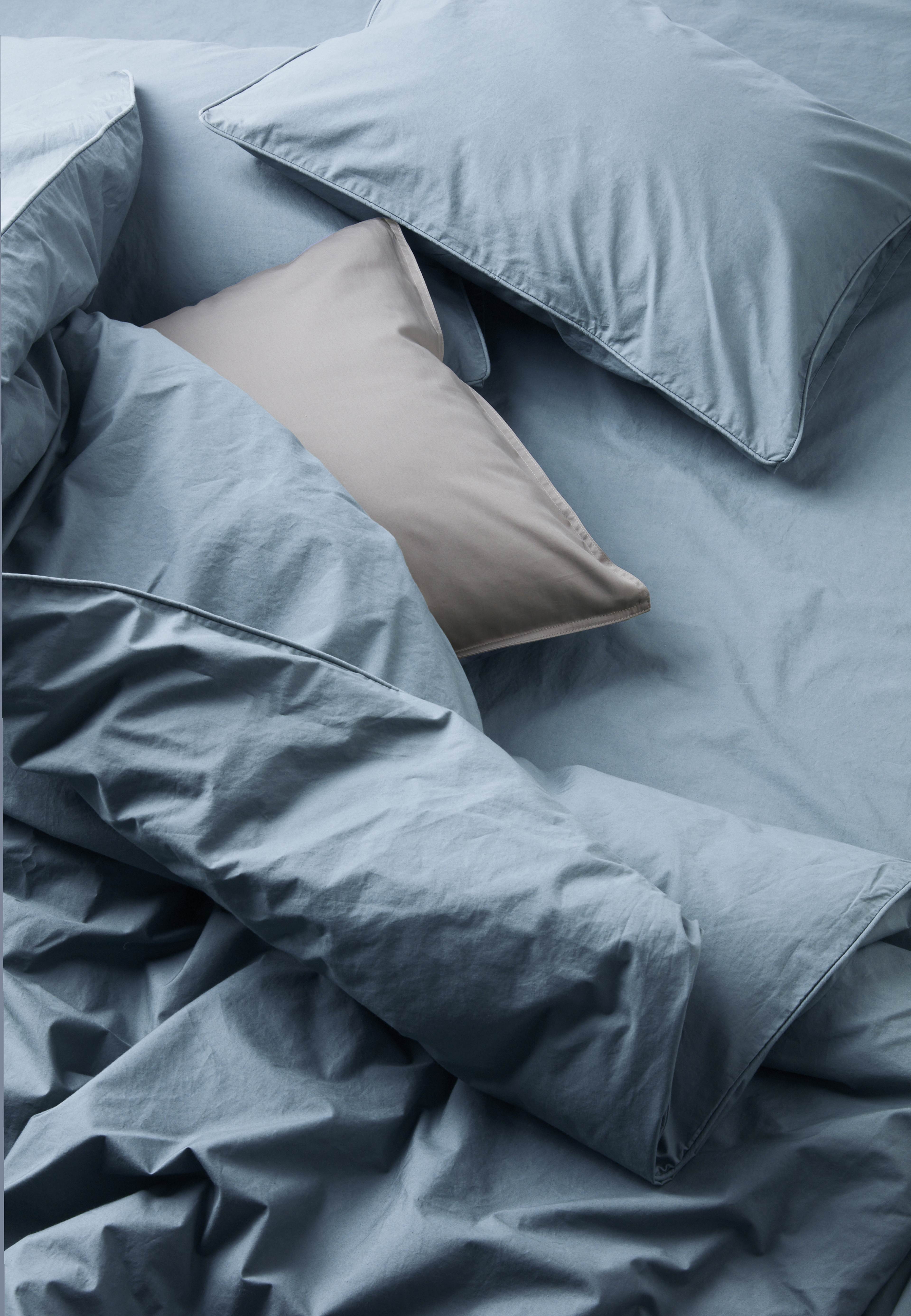 Enfärgat bäddset i percale 150x210 cm