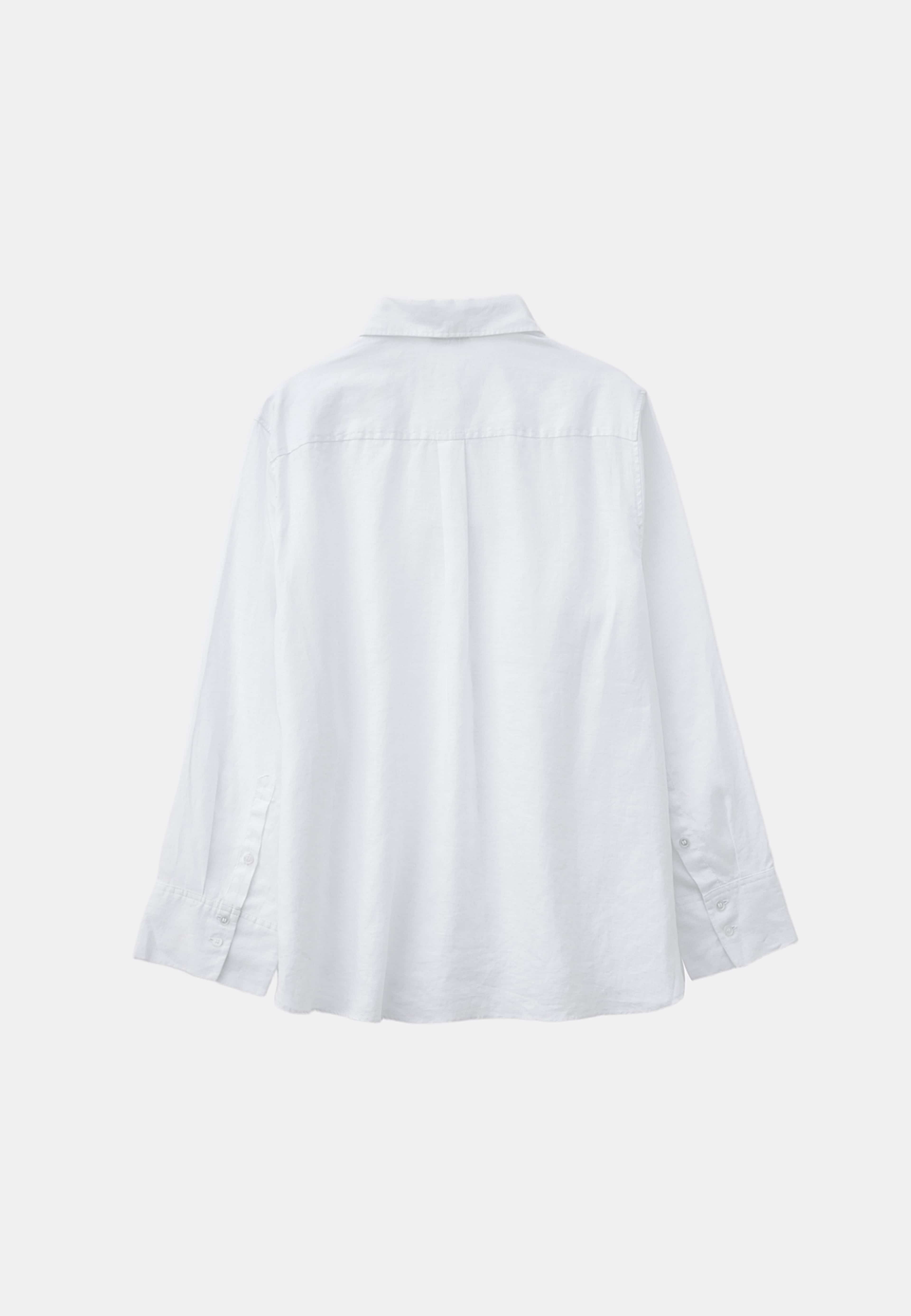 Linneskjorta ANYA, från Wera, i färgen White. Klicka för att öppna bilden i stort format