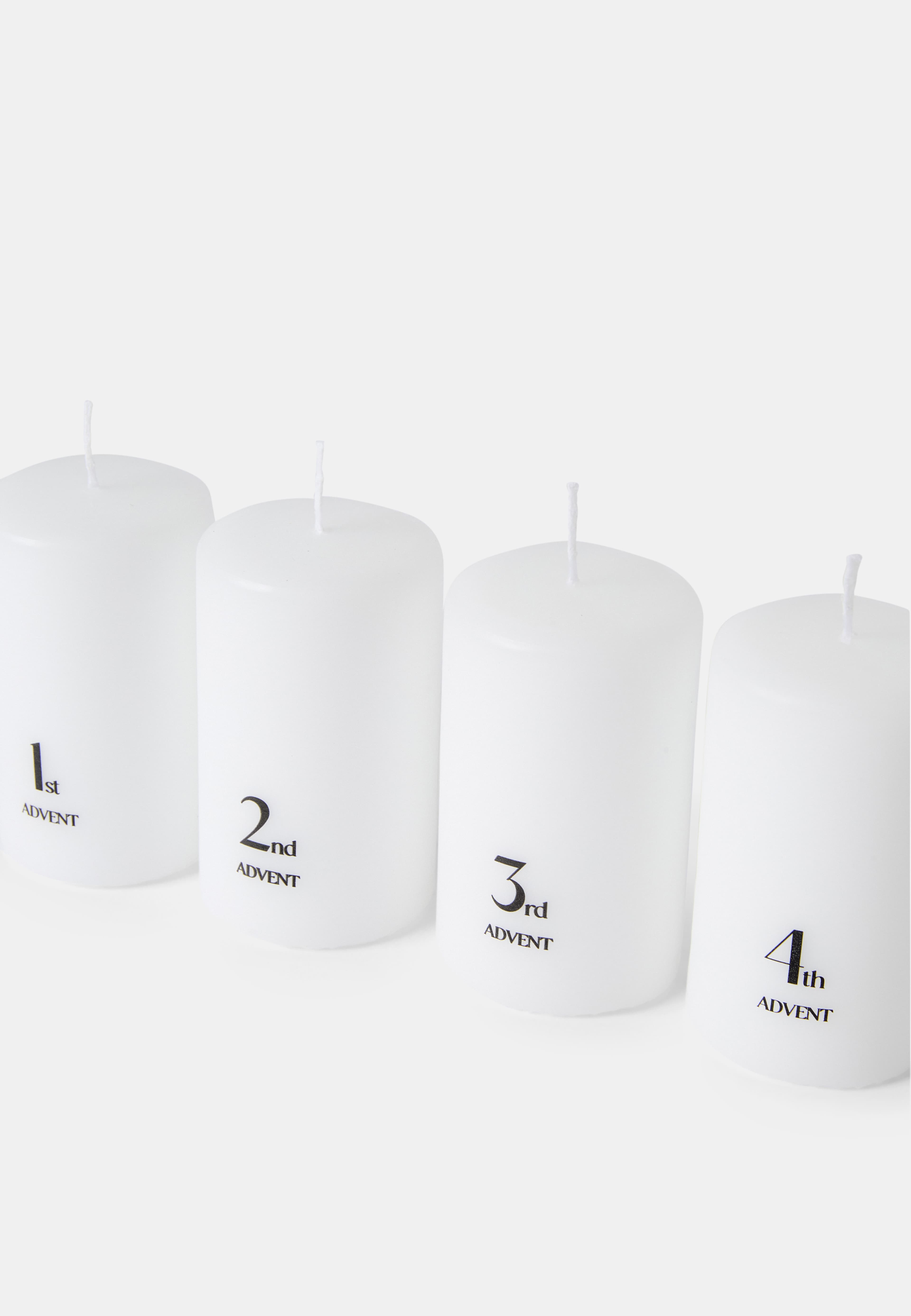 Adventsljus, 4 st, från Åhléns Home, i färgen White. Klicka för att öppna bilden i stort format