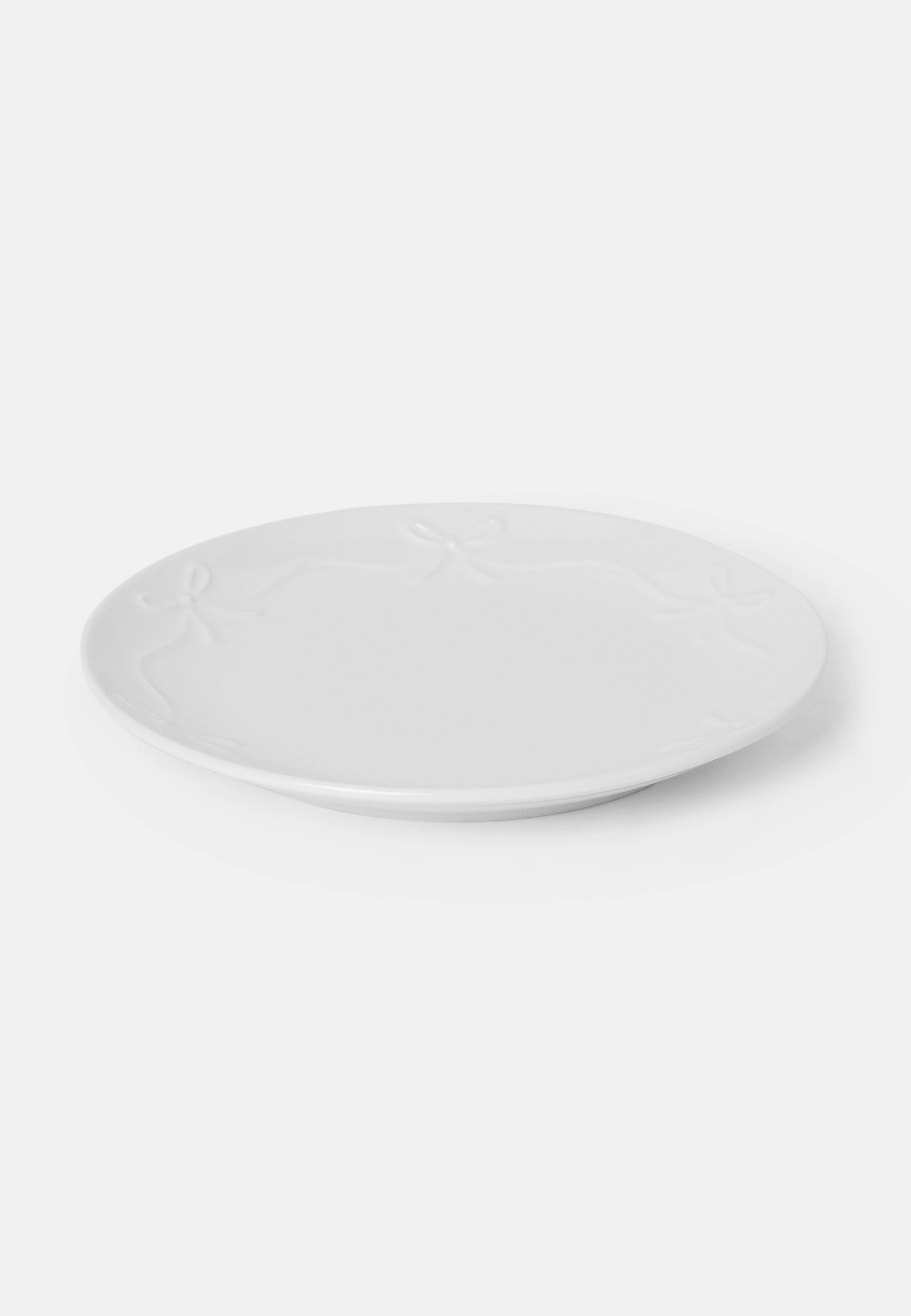 Assiett BOW 19 cm, från Åhléns Home, i färgen White. Klicka för att öppna bilden i stort format