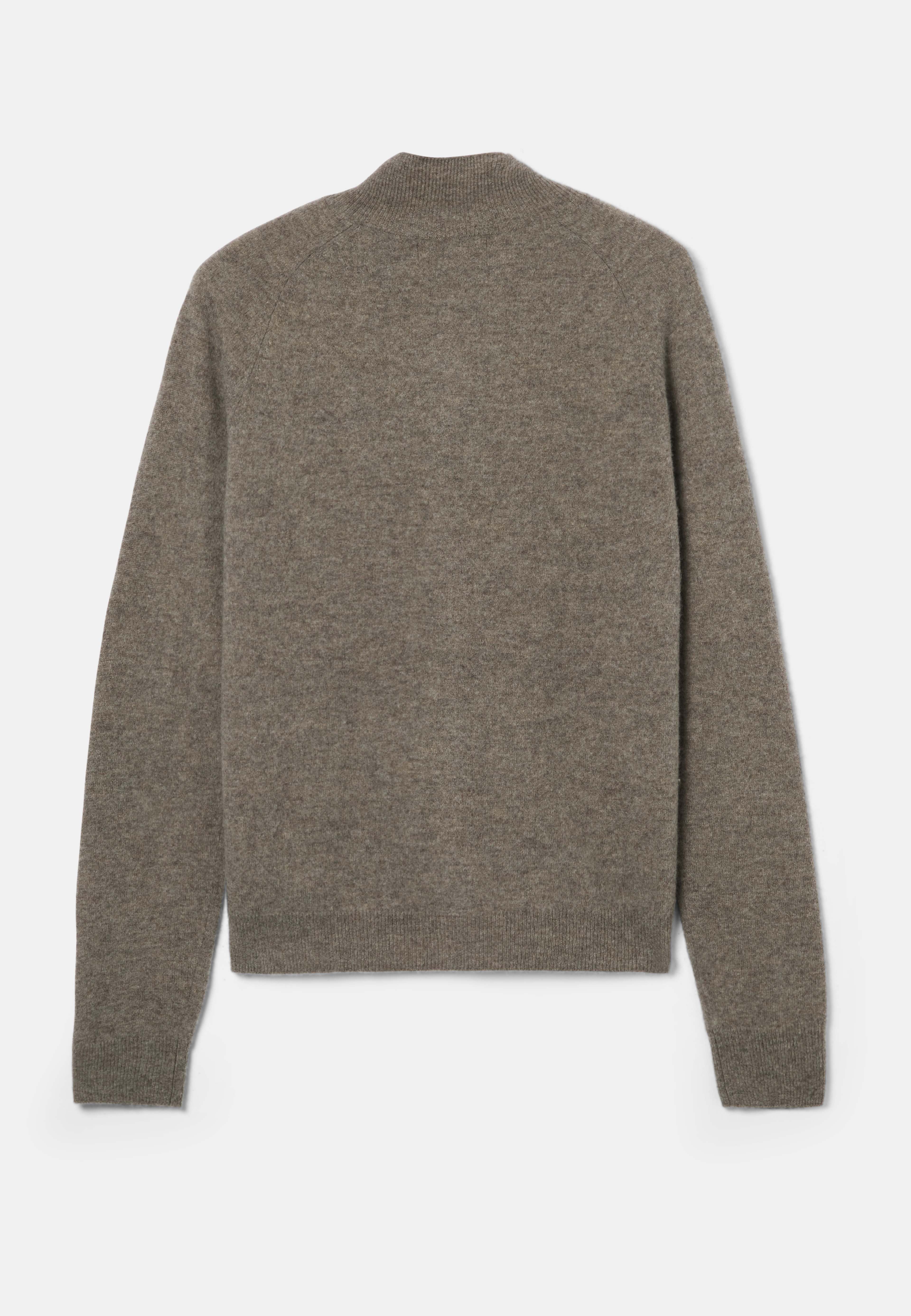 Ullcardigan MICHAEL, från NORVIE, i färgen Mole Mel. Klicka för att öppna bilden i stort format