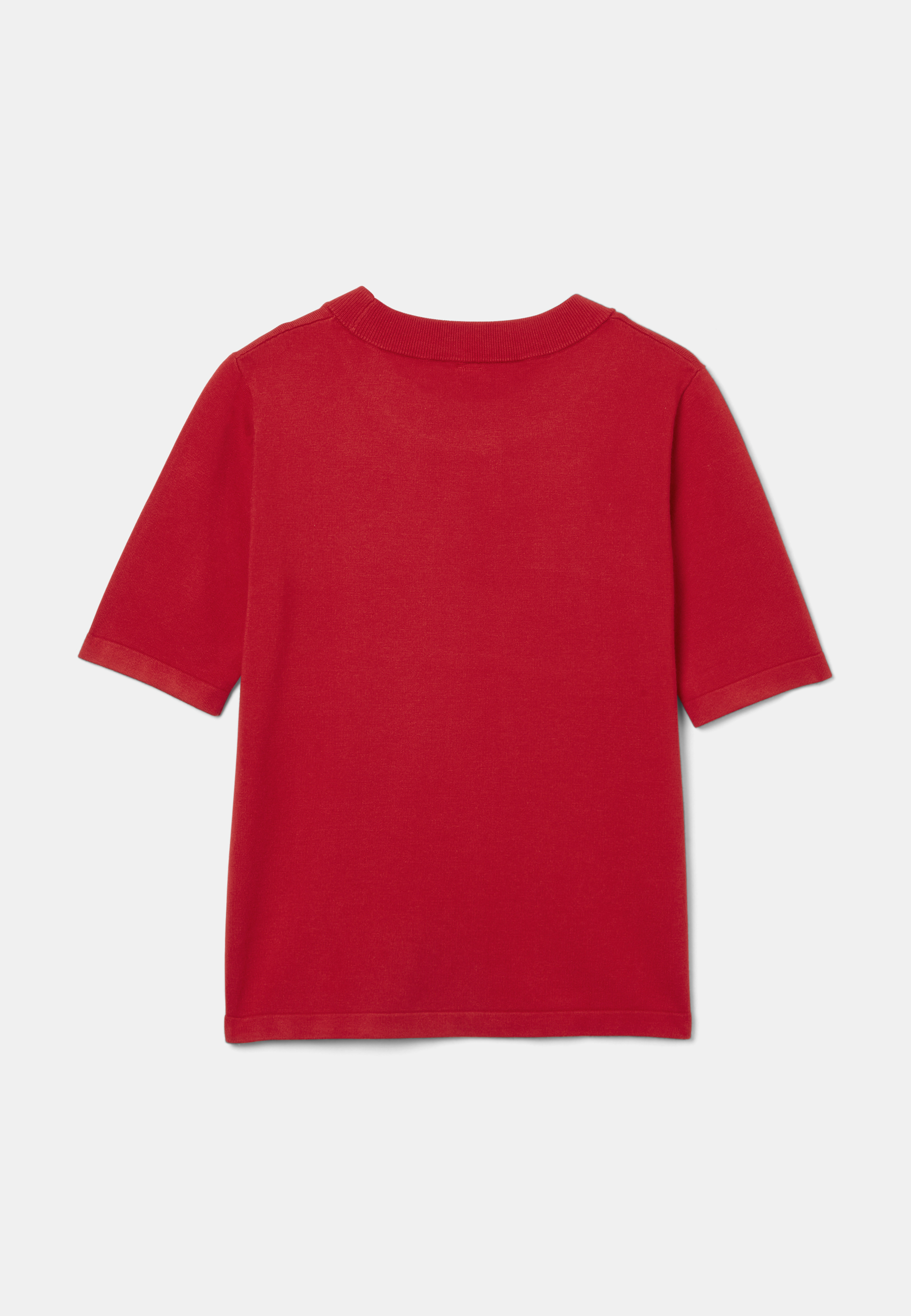 Kortärmad jumper KARIN, från Å WOMAN, i färgen Red. Klicka för att öppna bilden i stort format