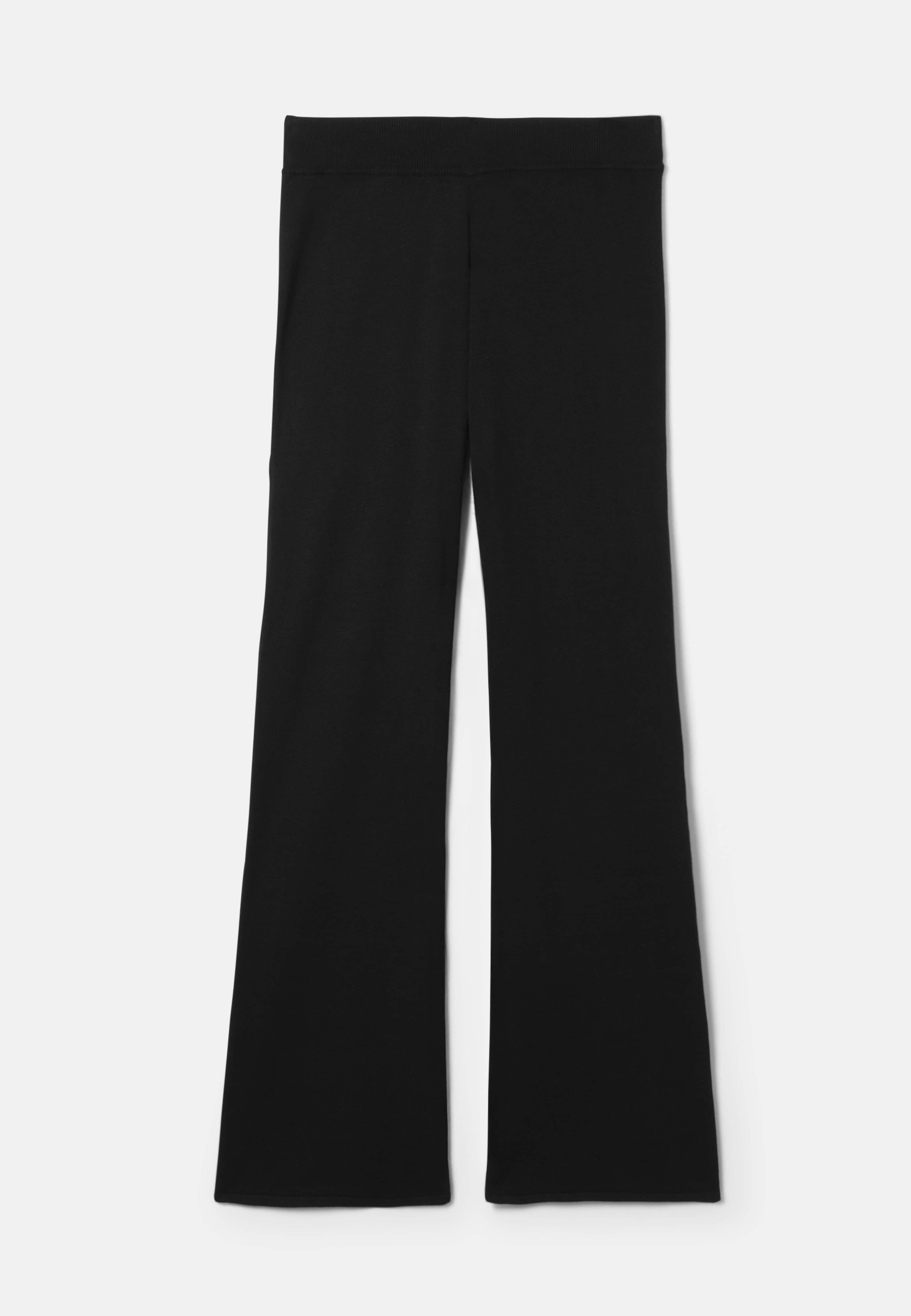 Finstickade byxor BIANCA, från Å WOMAN, i färgen Black. Klicka för att öppna bilden i stort format