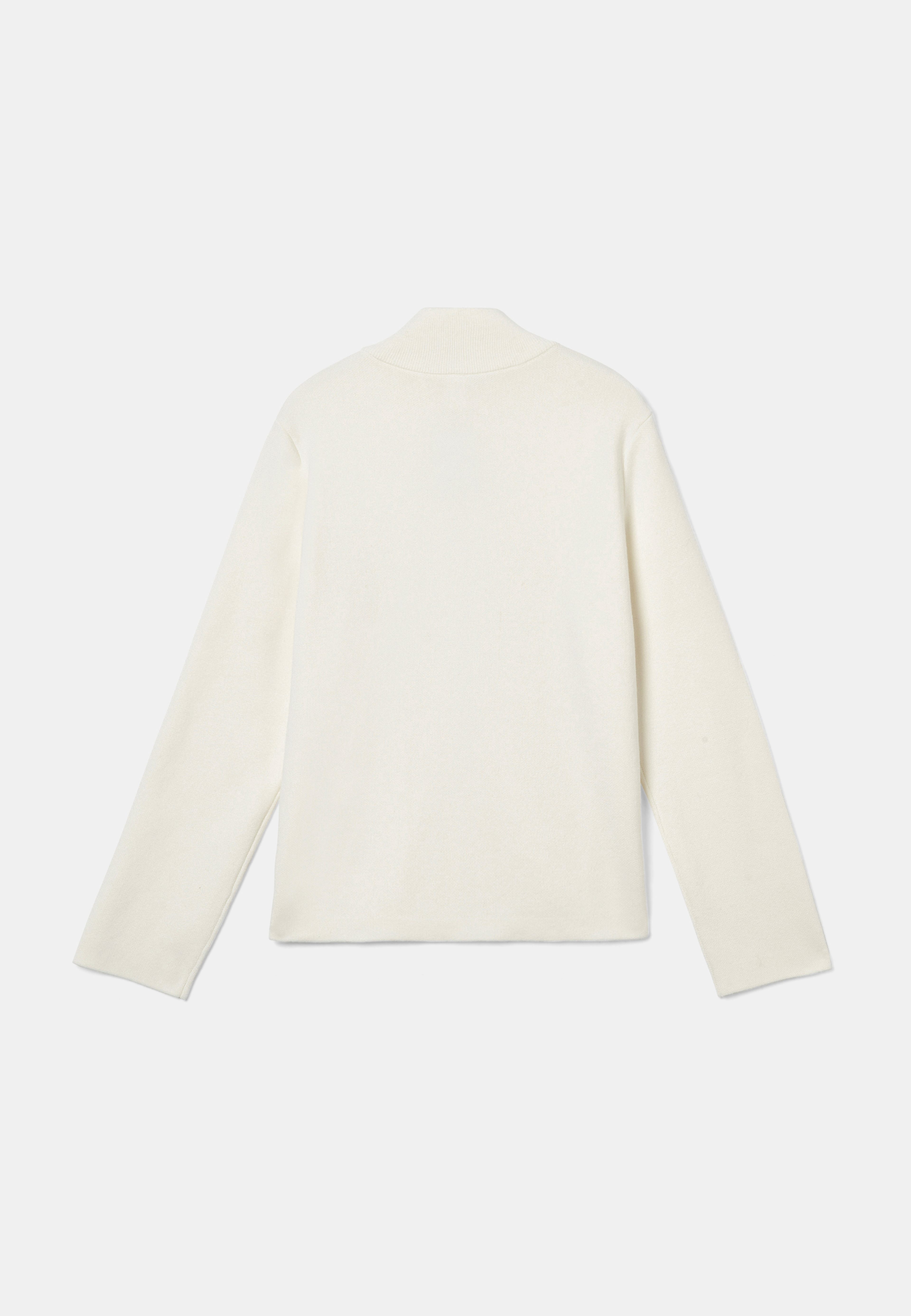 Cardigan EIVOR, från Å WOMAN, i färgen Creme. Klicka för att öppna bilden i stort format