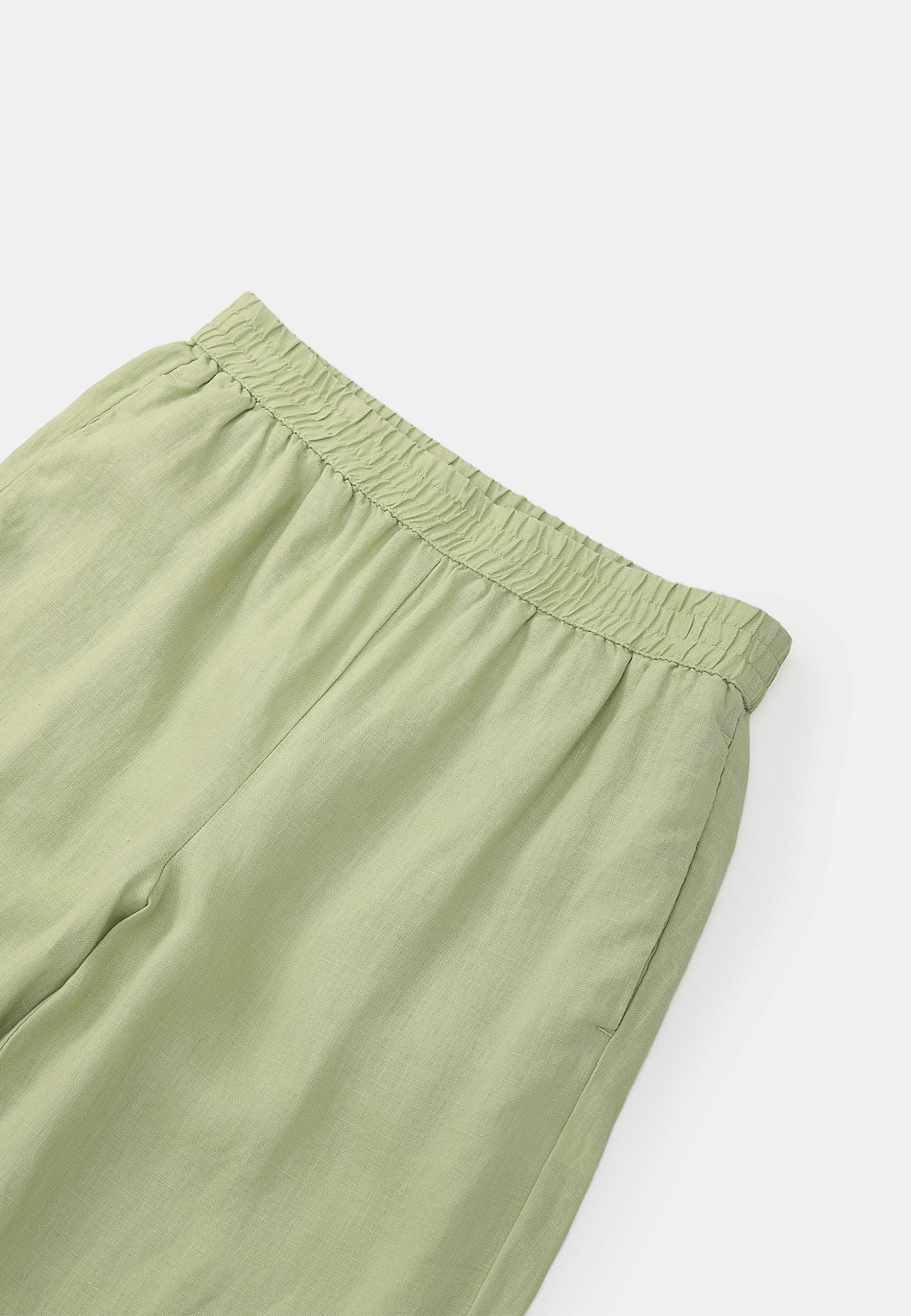 Linnebyxor DAPHNE, från Wera, i färgen Light Green. Klicka för att öppna bilden i stort format