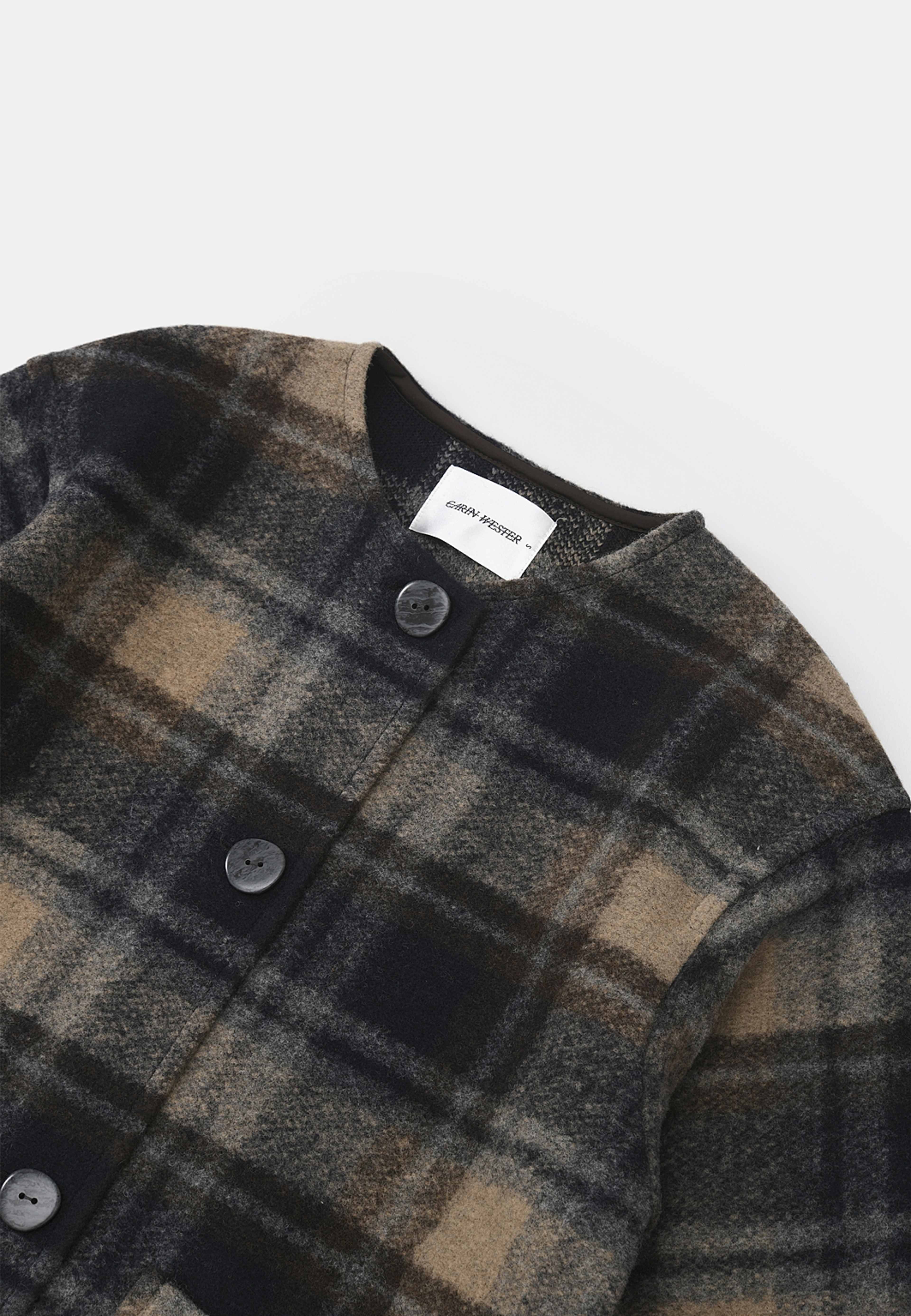 Jacka i ullmix RENEE, från Carin Wester, i färgen Check. Klicka för att öppna bilden i stort format