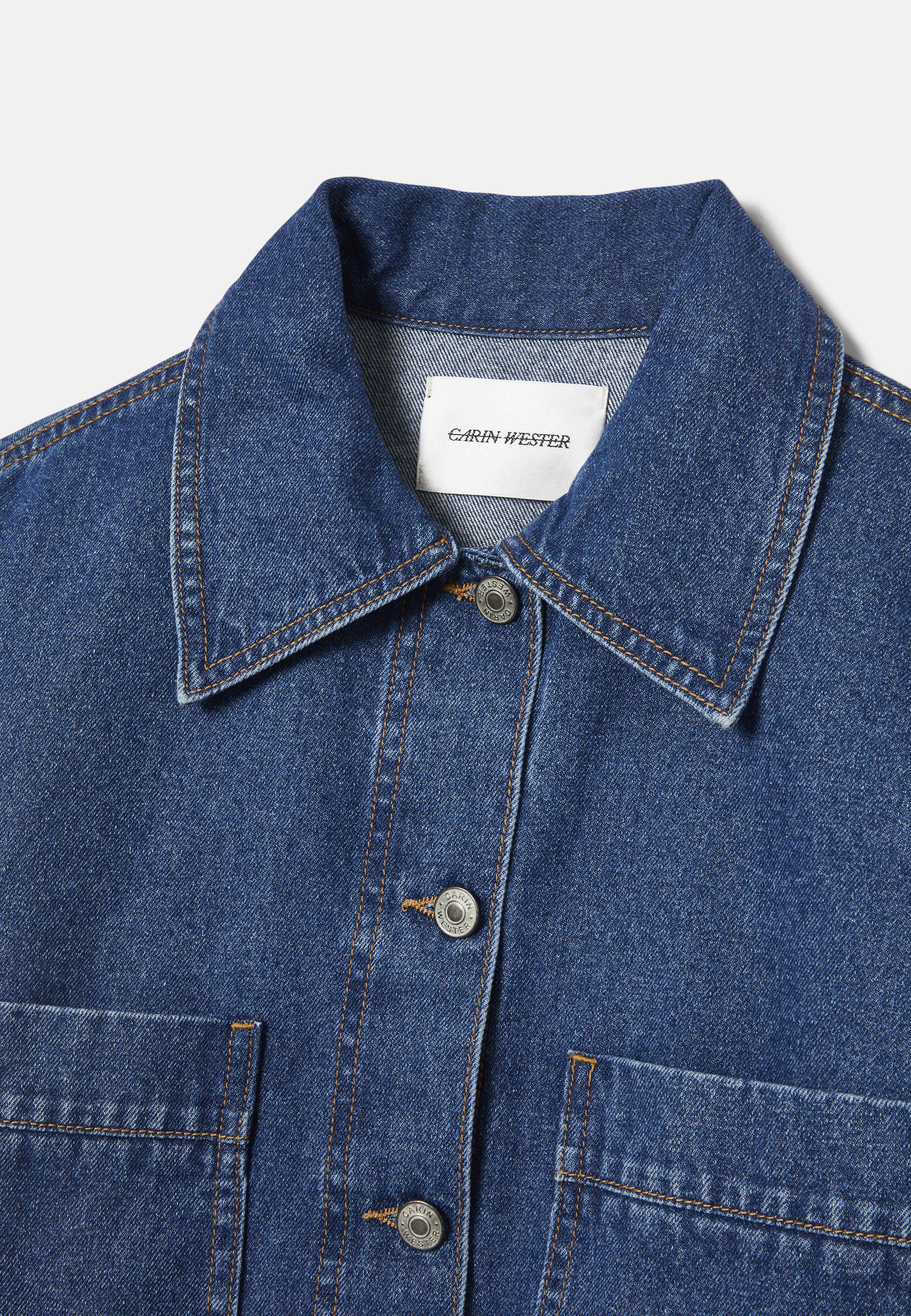 Jeansjacka JONNI, från Carin Wester, i färgen Indigo Blue. Klicka för att öppna bilden i stort format