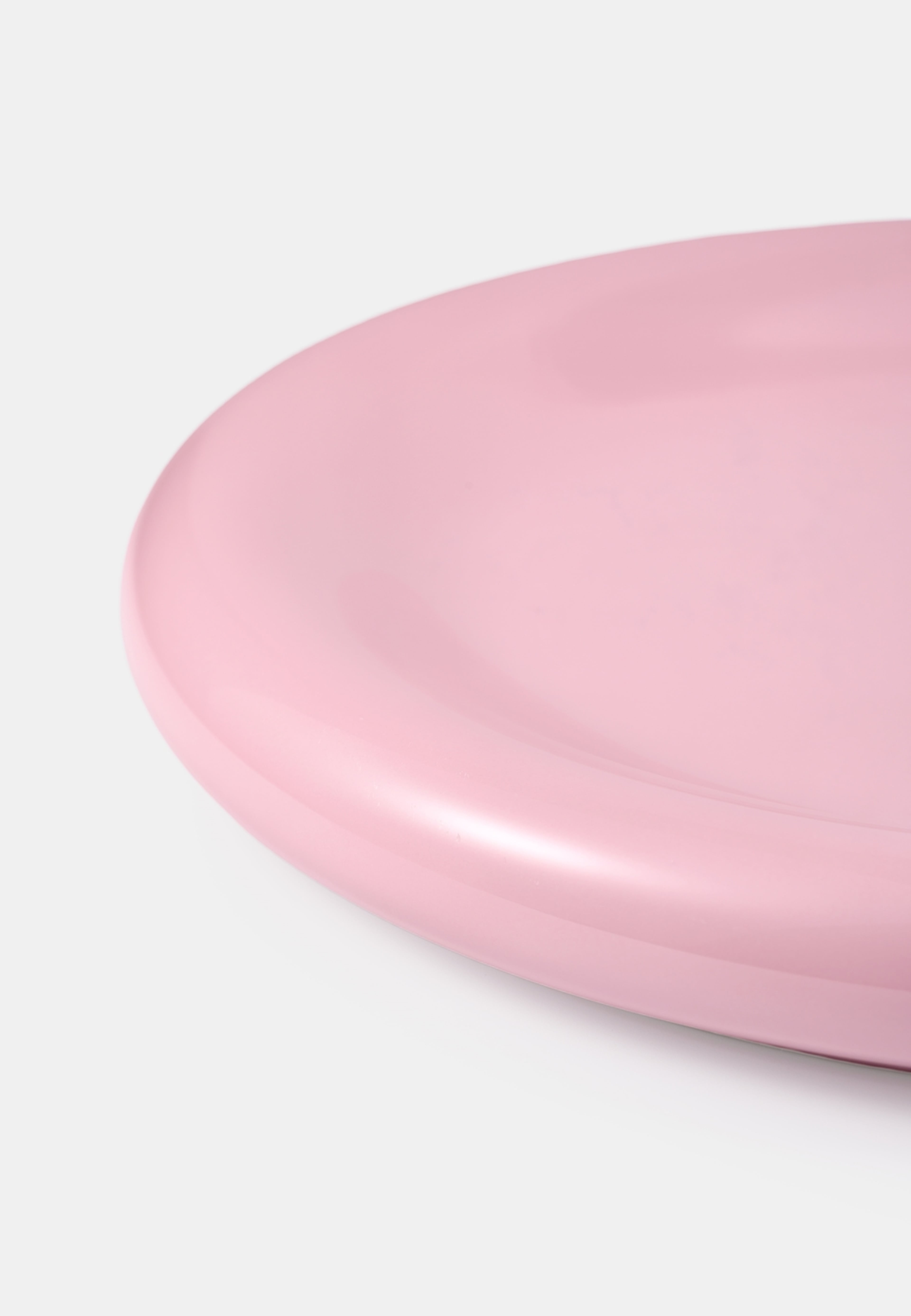 Tallrik i stengods BEANI 25 cm, från Åhléns Home, i färgen Lt Pink. Klicka för att öppna bilden i stort format