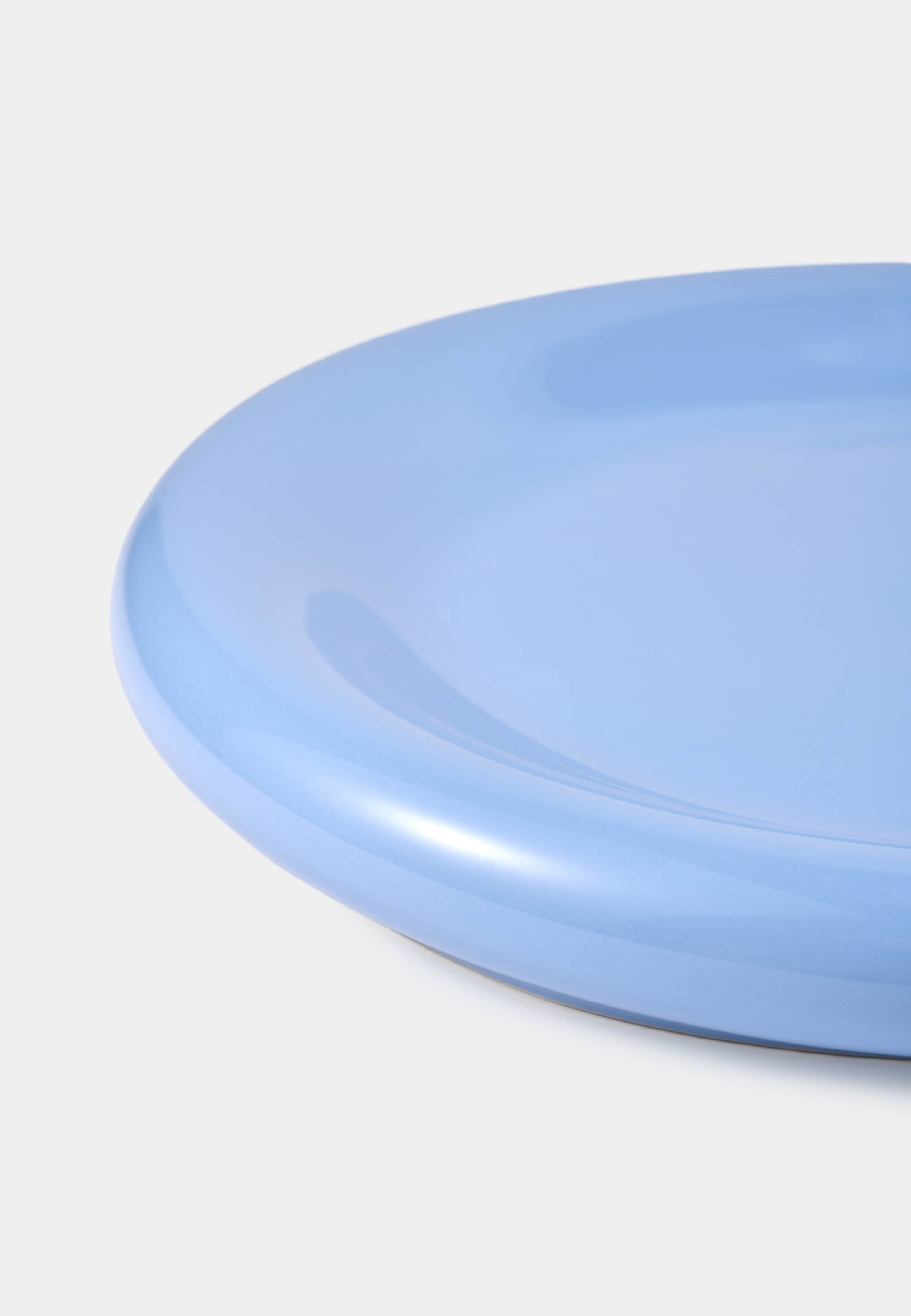 Tallrik i stengods BEANI 25 cm, från Åhléns Home, i färgen Lt Blue. Klicka för att öppna bilden i stort format