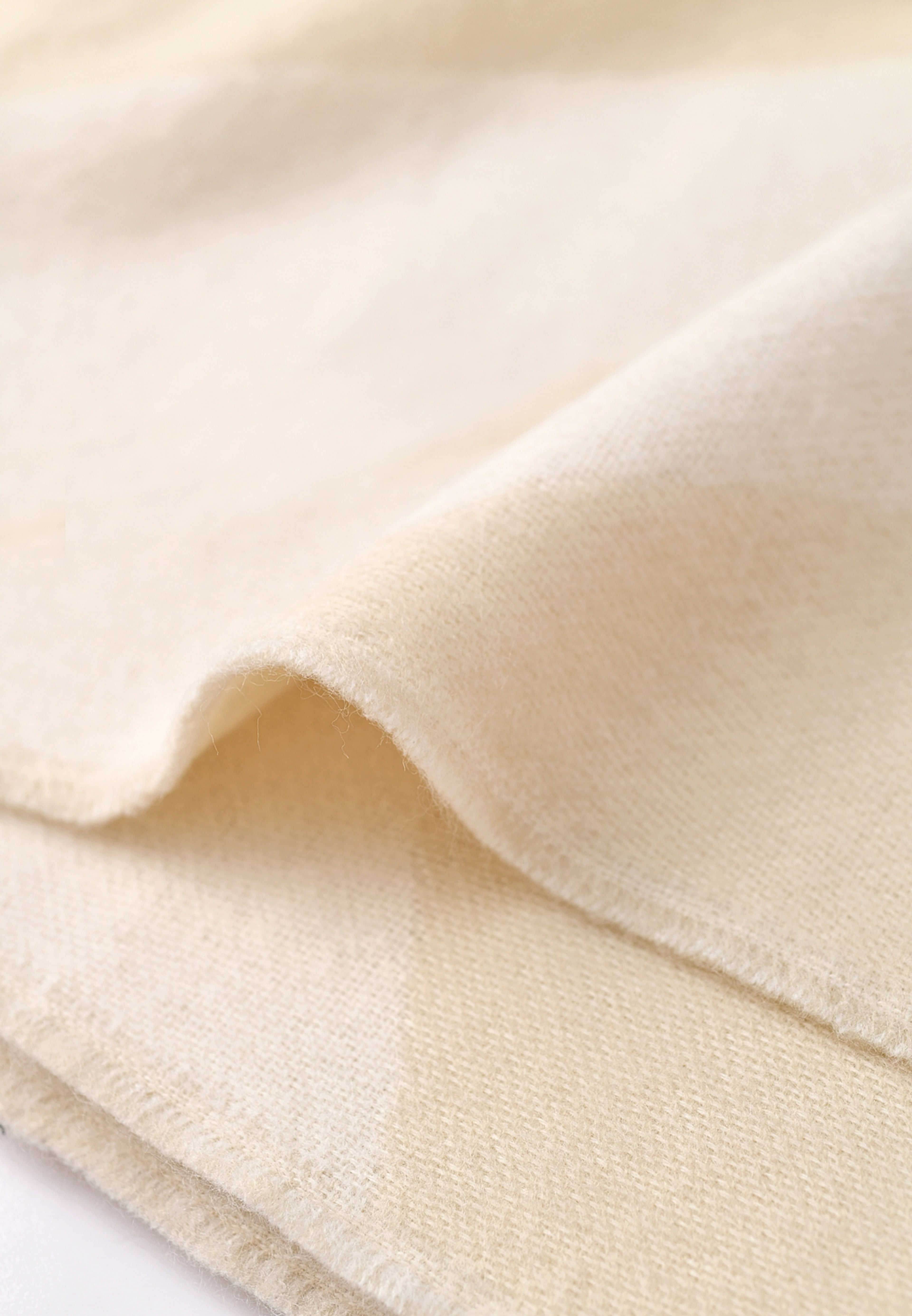 Jacquardvävd pläd LOVIS 130x170 cm, från Åhléns Home, i färgen Multi Beige. Klicka för att öppna bilden i stort format