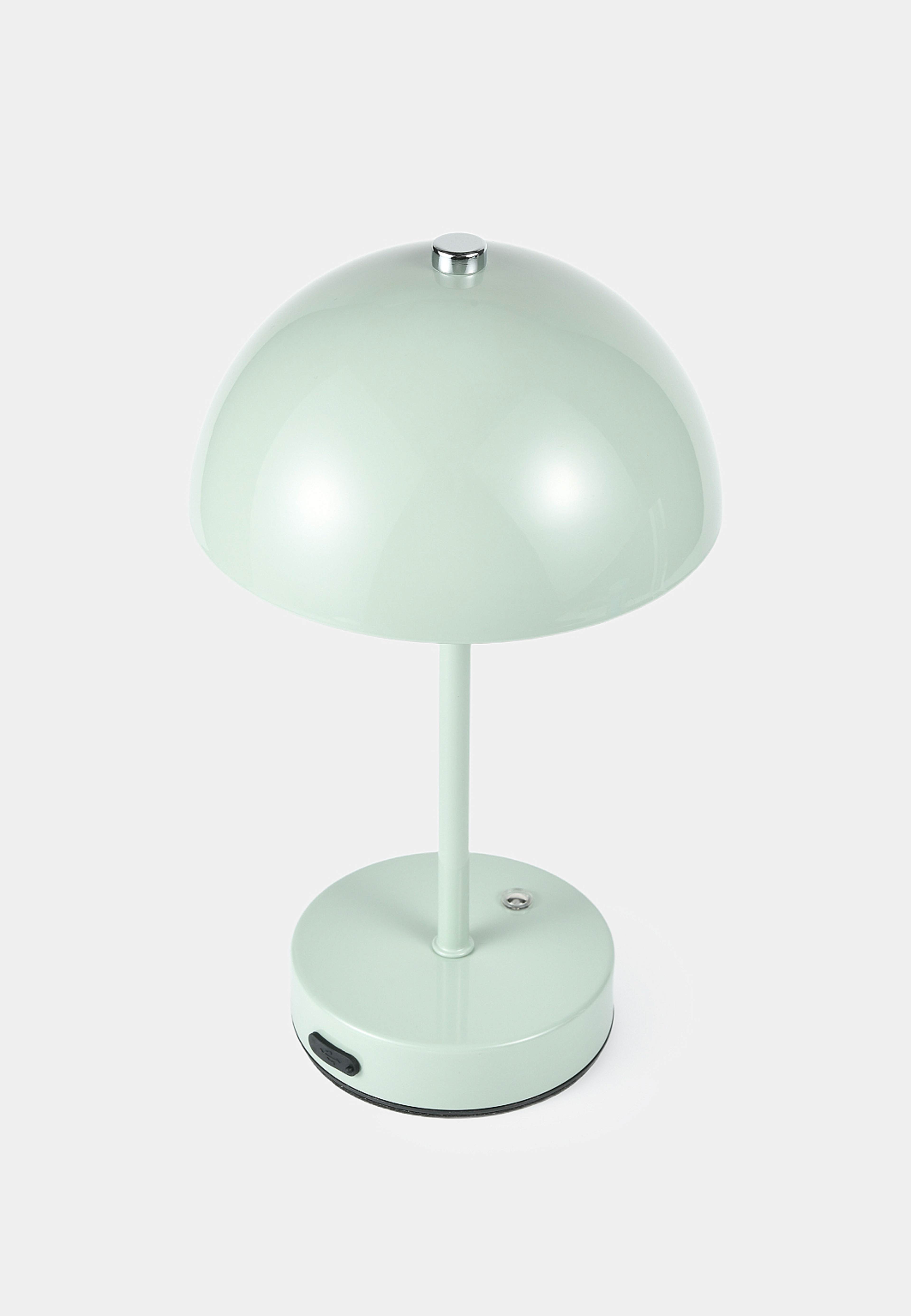 Uppladdningsbar dimbar bordslampa LOVA, från Åhléns Home, i färgen Sage Green. Klicka för att öppna bilden i stort format