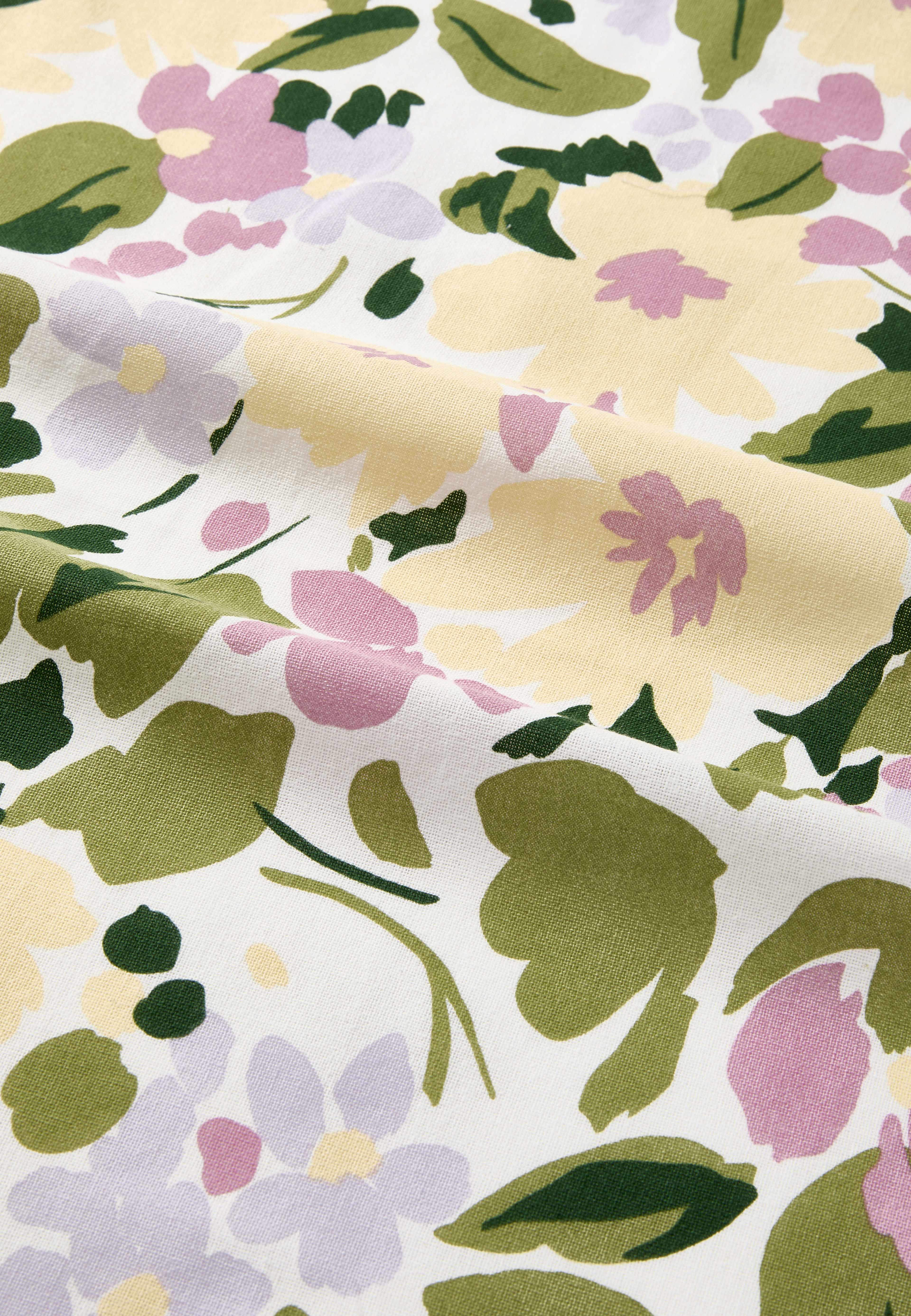 Bordsduk LINNEA 145x250 cm, från Åhléns Home, i färgen Multi. Klicka för att öppna bilden i stort format