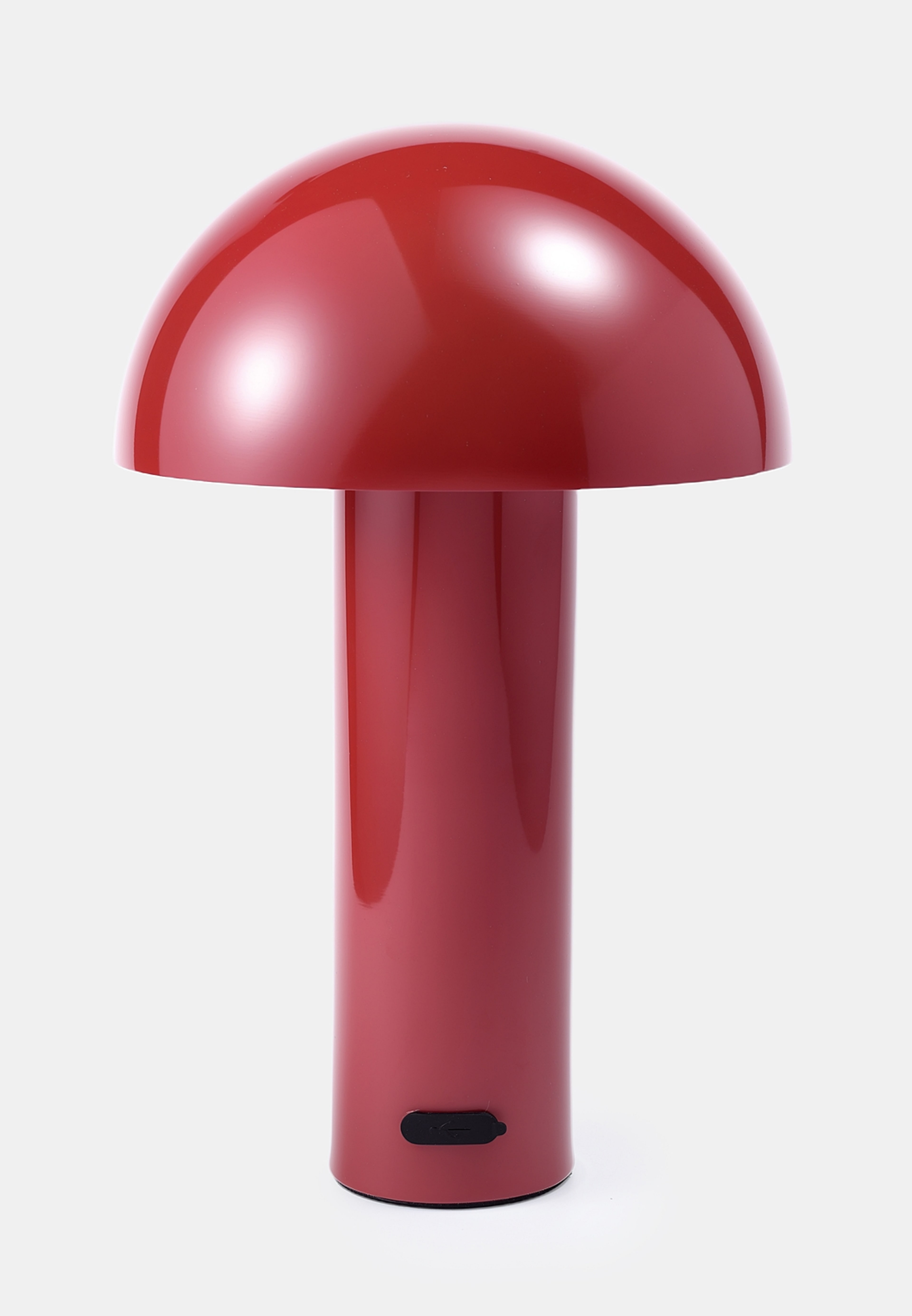 Uppladdningsbar bordslampa DONNA, från Åhléns Home, i färgen Burgundy. Klicka för att öppna bilden i stort format