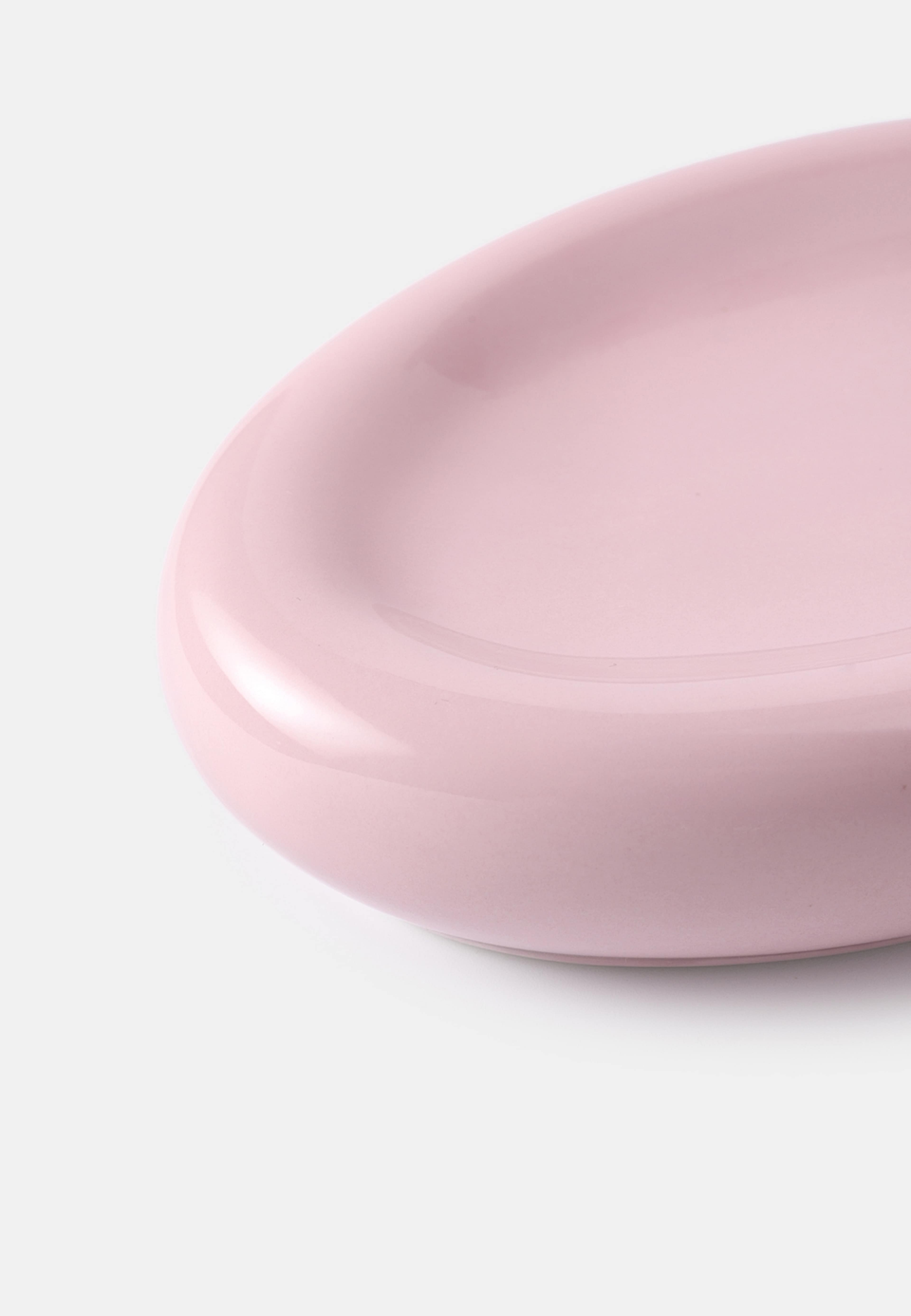 Tvålfat WAVE, från Åhléns Home, i färgen Lt Pink. Klicka för att öppna bilden i stort format