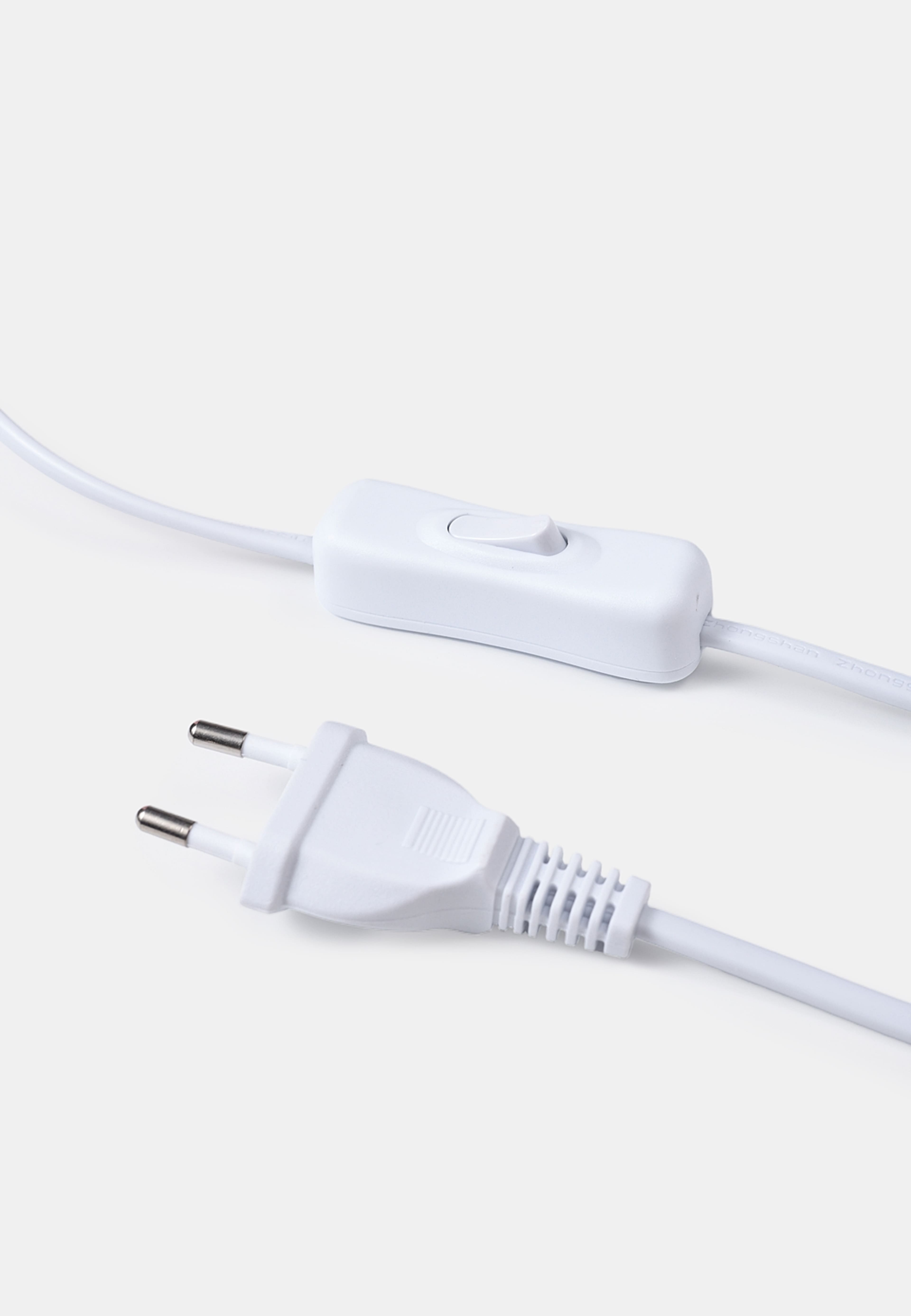 Bordslampa SVANTE, från Åhléns Home, i färgen Green Swirl. Klicka för att öppna bilden i stort format