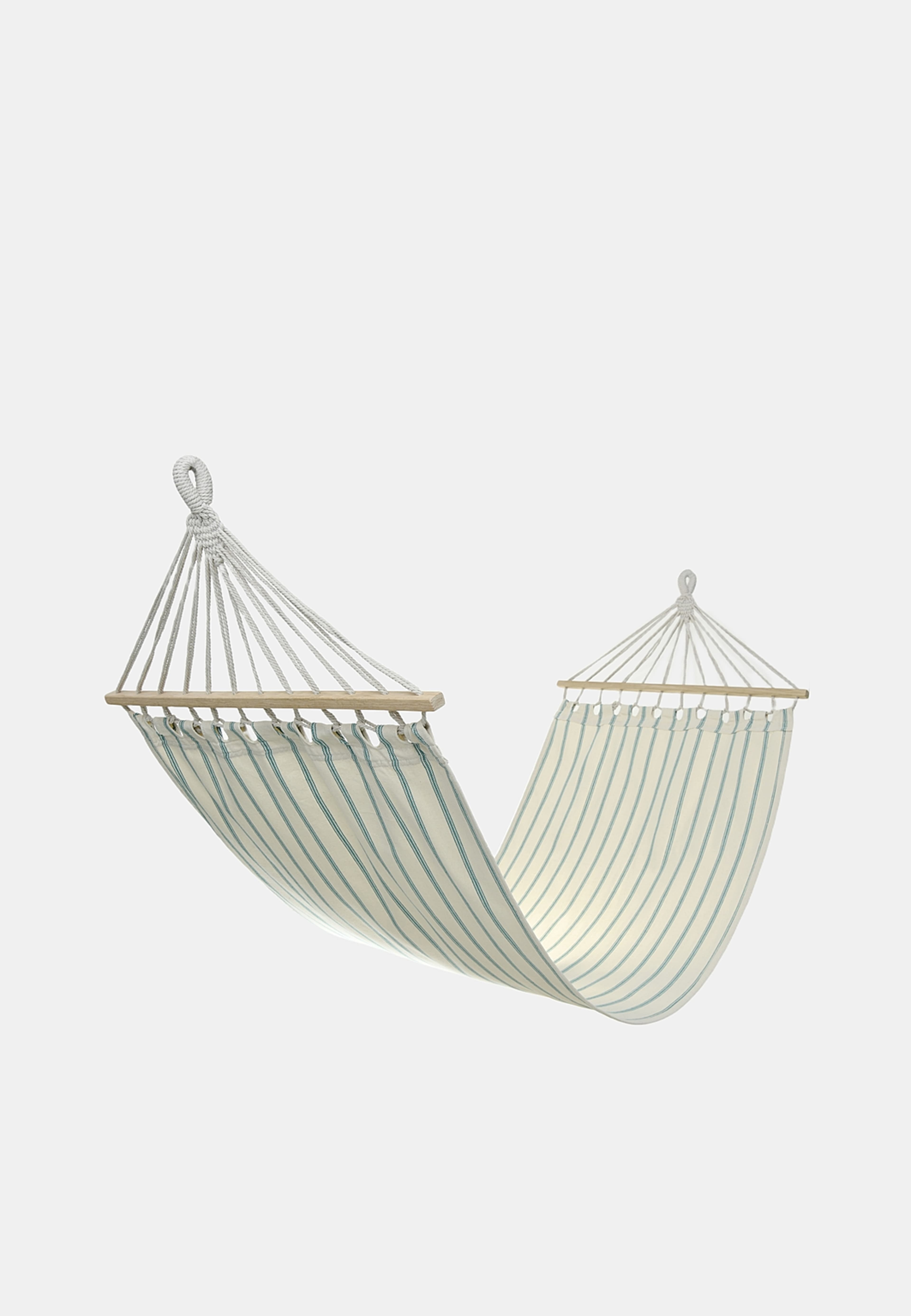 Hängmatta SOLEIL 80x200 cm, från Åhléns Home, i färgen Green Stripe. Klicka för att öppna bilden i stort format