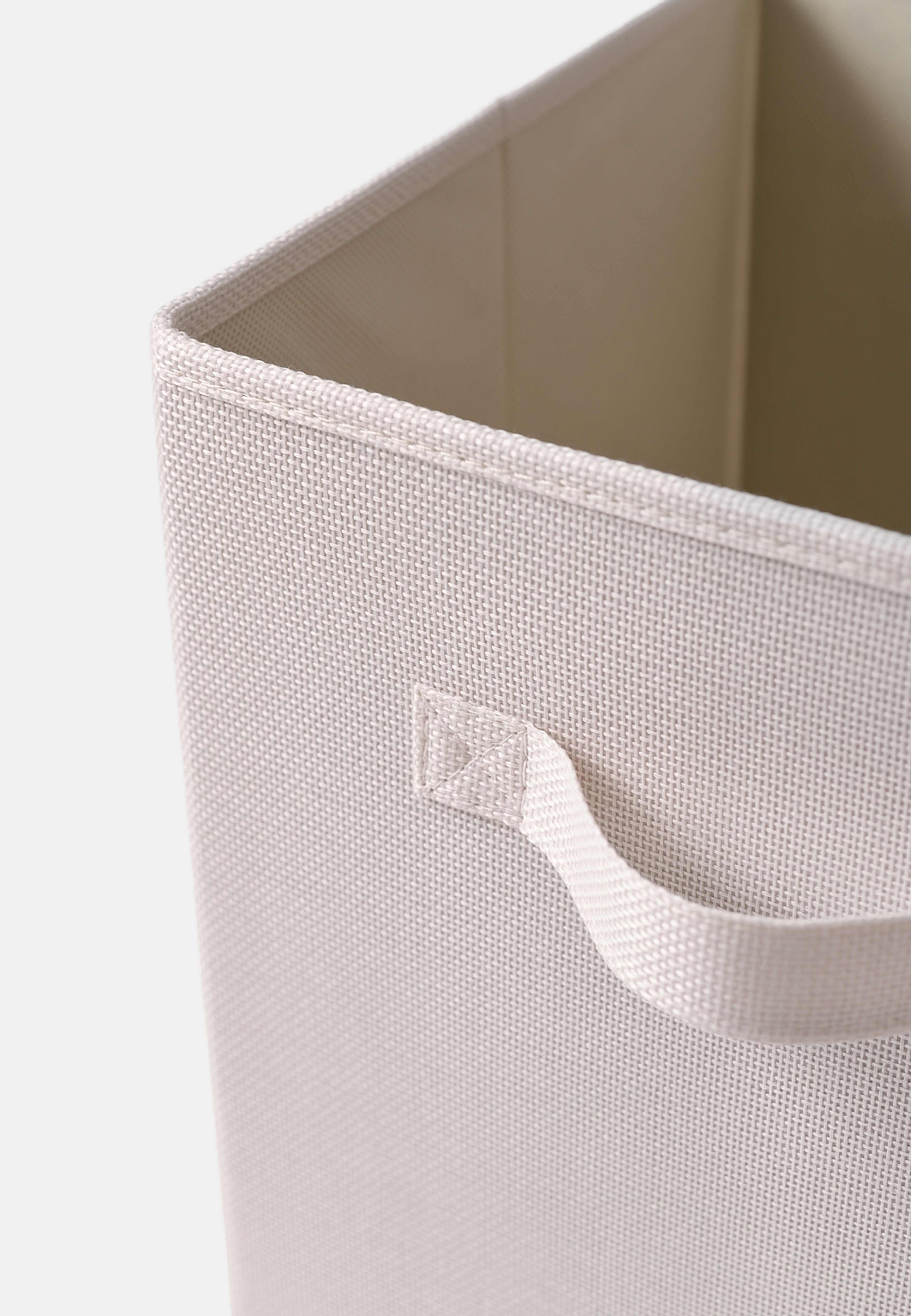 Förvaringslåda NOAH 27x27 cm, från Åhléns Home, i färgen Beige. Klicka för att öppna bilden i stort format