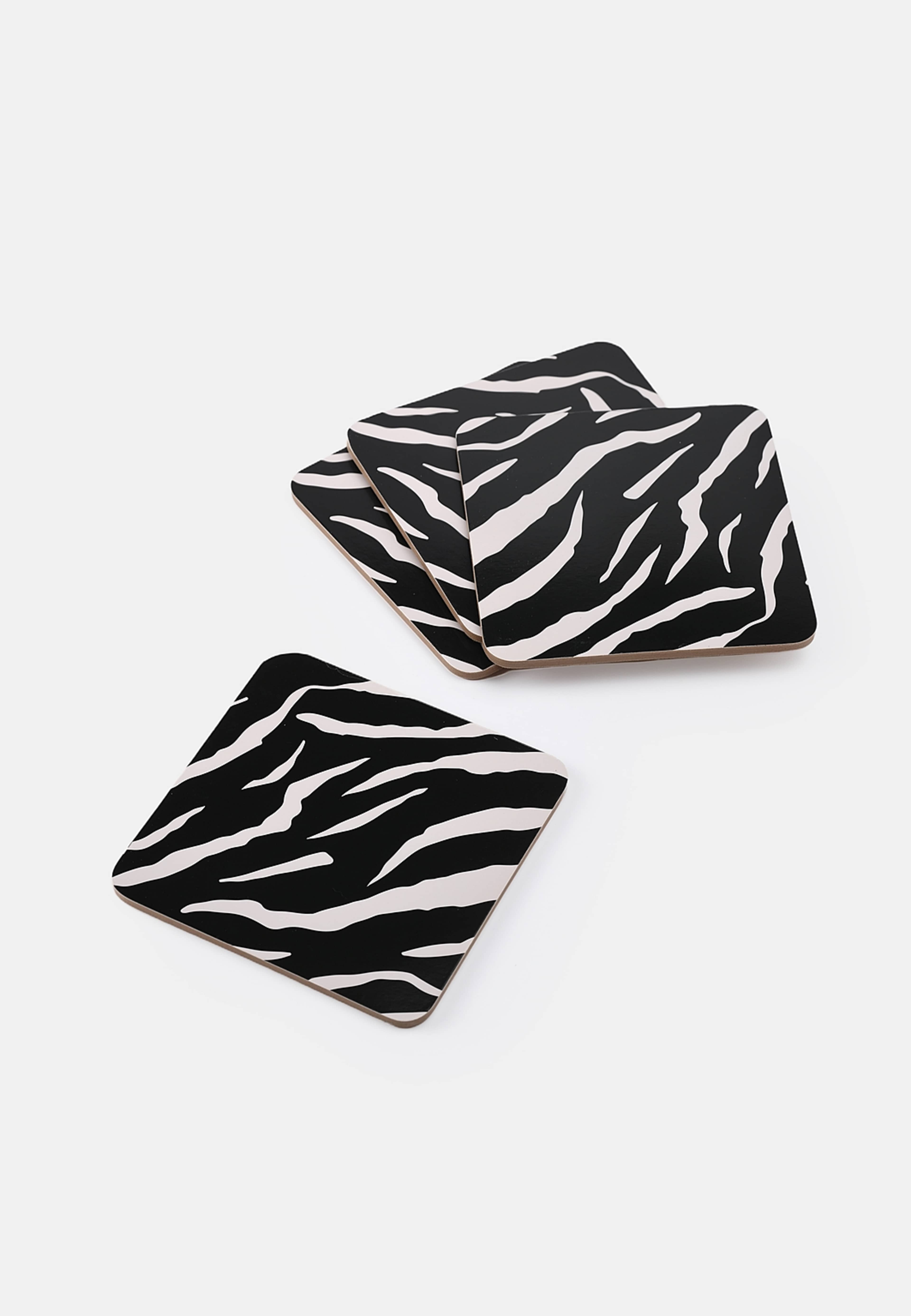 Glasunderlägg ZELDA, 4-pack, från Åhléns Home, i färgen Black. Klicka för att öppna bilden i stort format