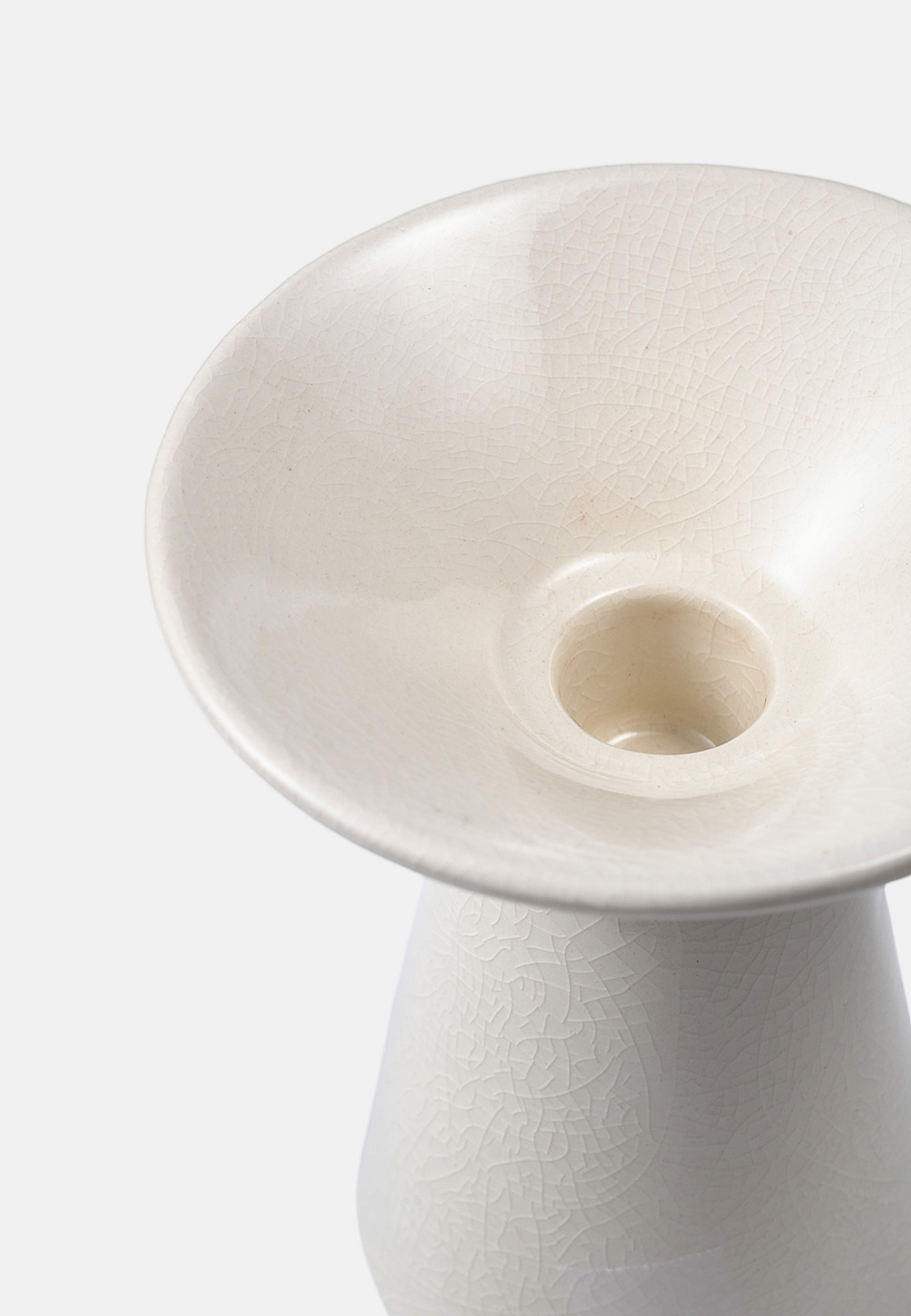 Ljusstake LAURA 12,5 cm, från Åhléns Home, i färgen Offwhite. Klicka för att öppna bilden i stort format