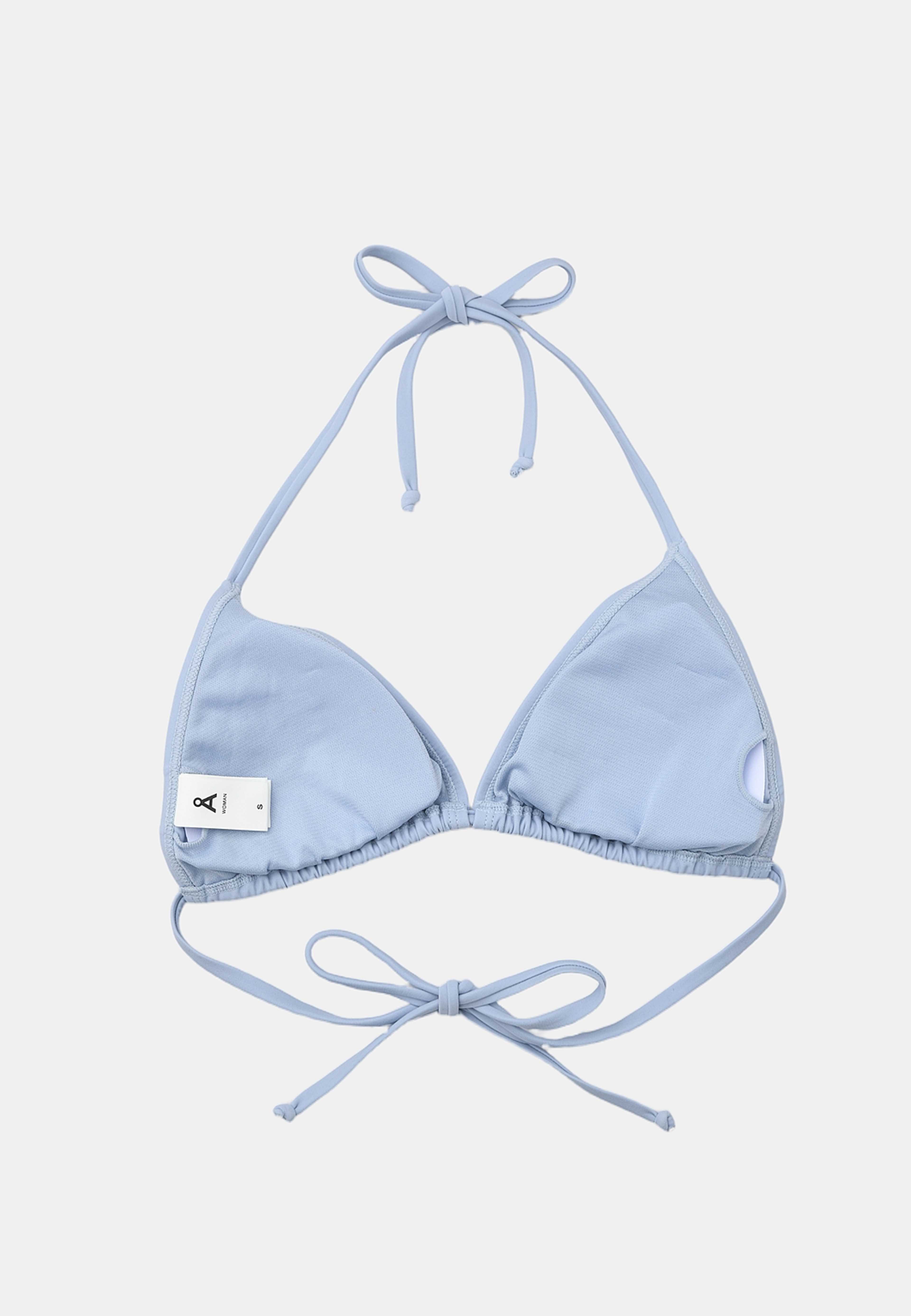 Bikinitopp med knytband JULIA, från Å WOMAN, i färgen Light Blue. Klicka för att öppna bilden i stort format