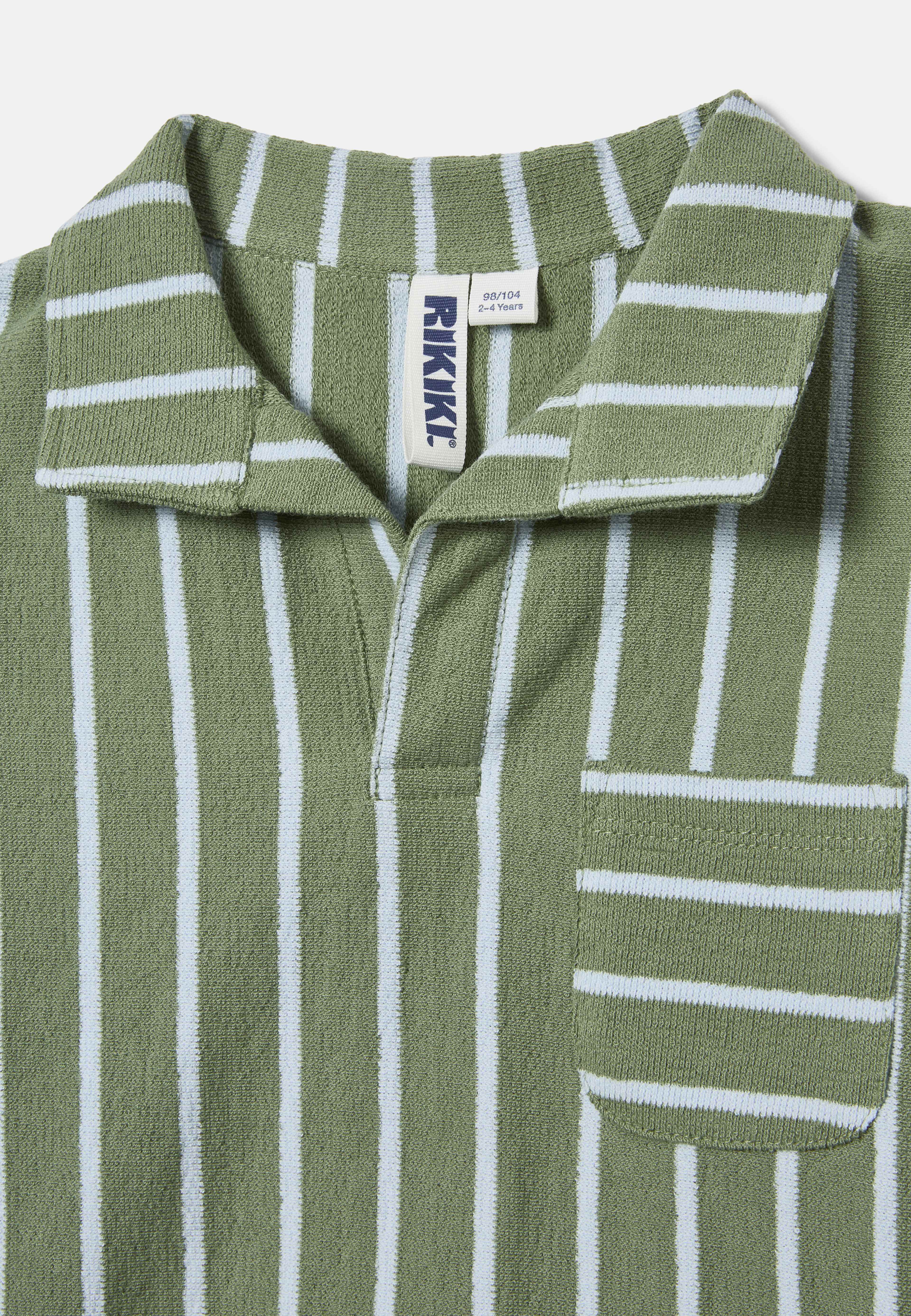 Tröja med krage LEVI, från RIKIKI, i färgen Green Blue. Klicka för att öppna bilden i stort format