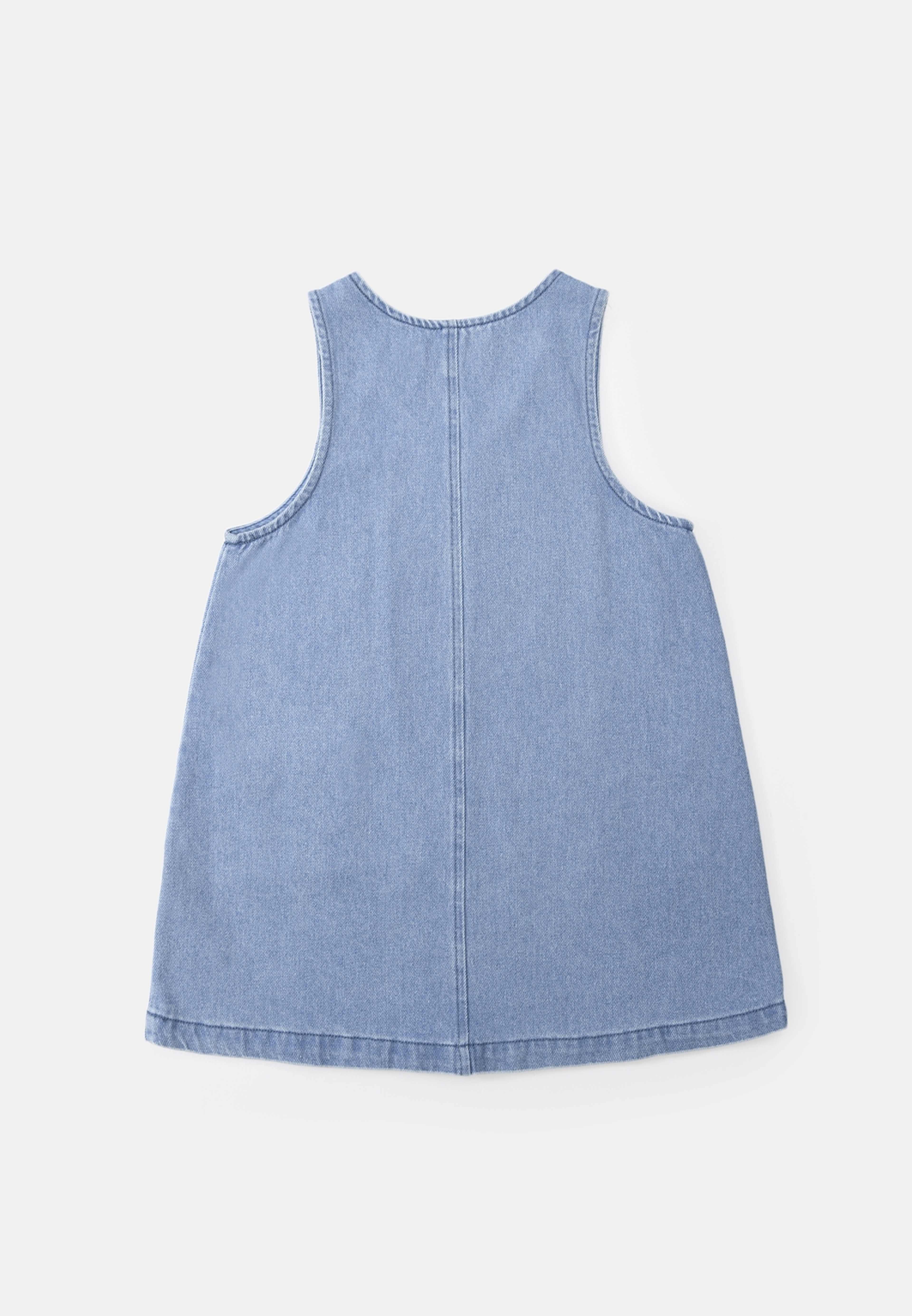 Denimklänning LINN, från RIKIKI, i färgen Blue. Klicka för att öppna bilden i stort format