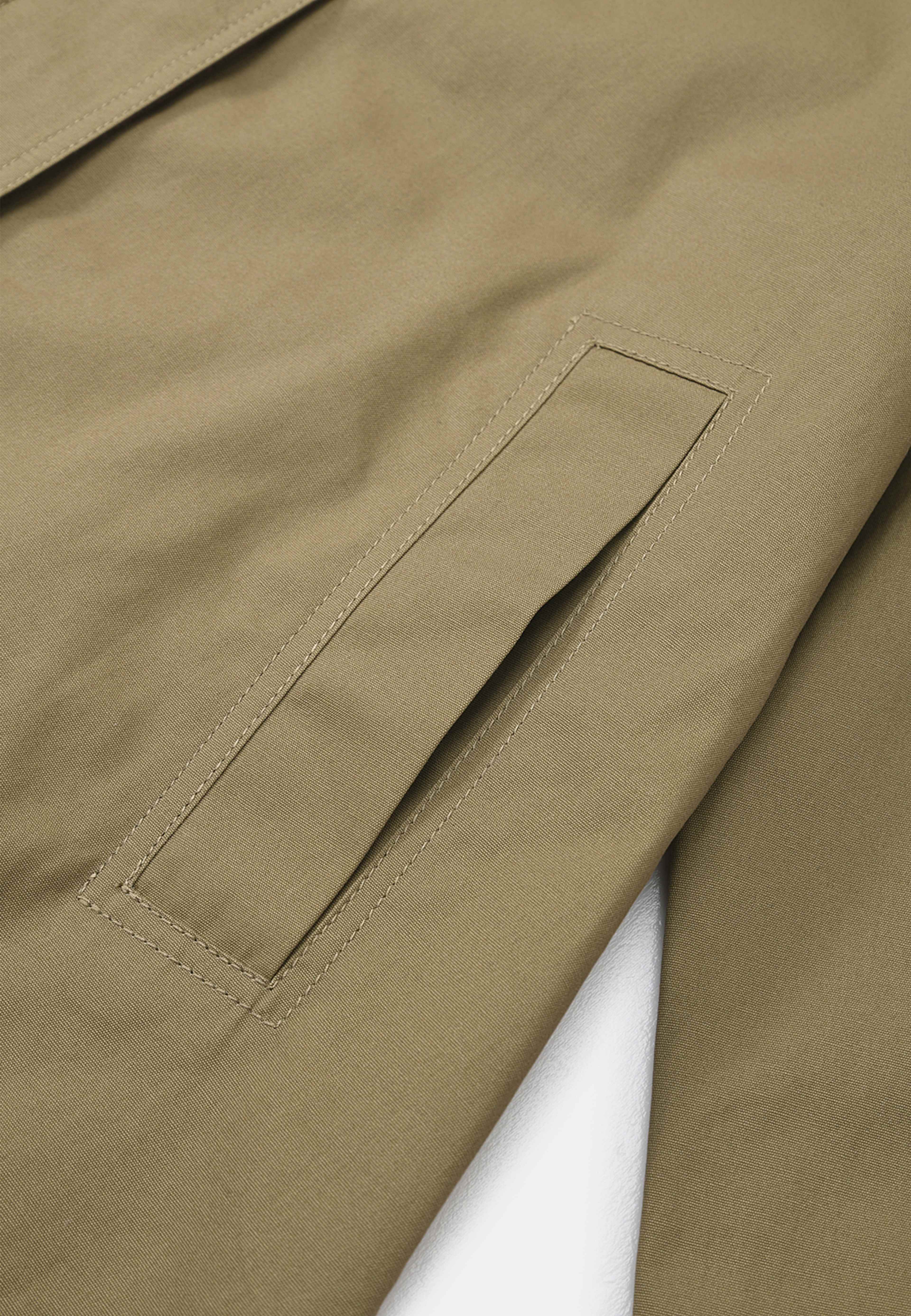 Vaxad bomullsjacka AMELONA, från Carin Wester, i färgen Mole. Klicka för att öppna bilden i stort format