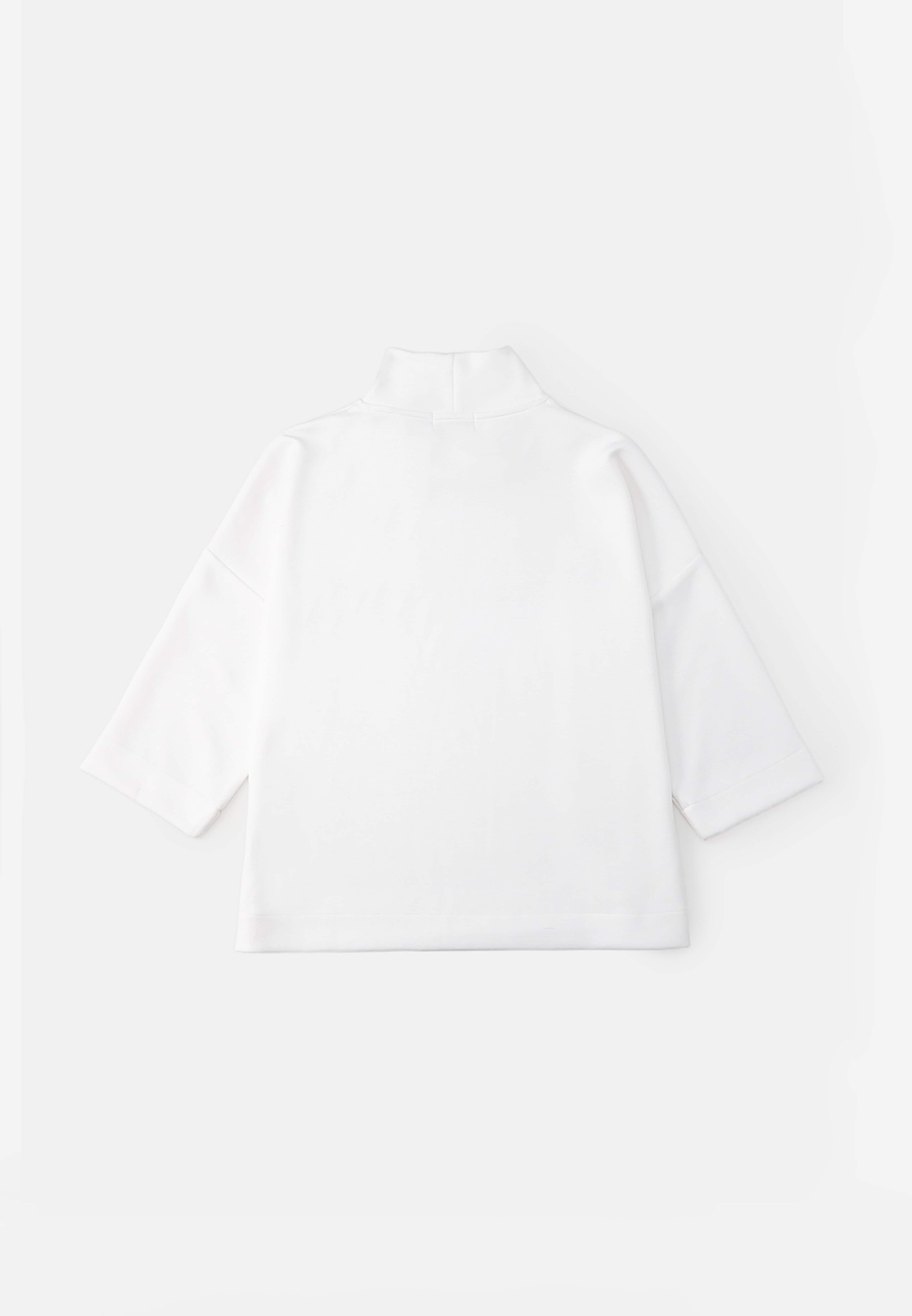 Tröja med ståkrage CYKLINA, från Carin Wester, i färgen White. Klicka för att öppna bilden i stort format