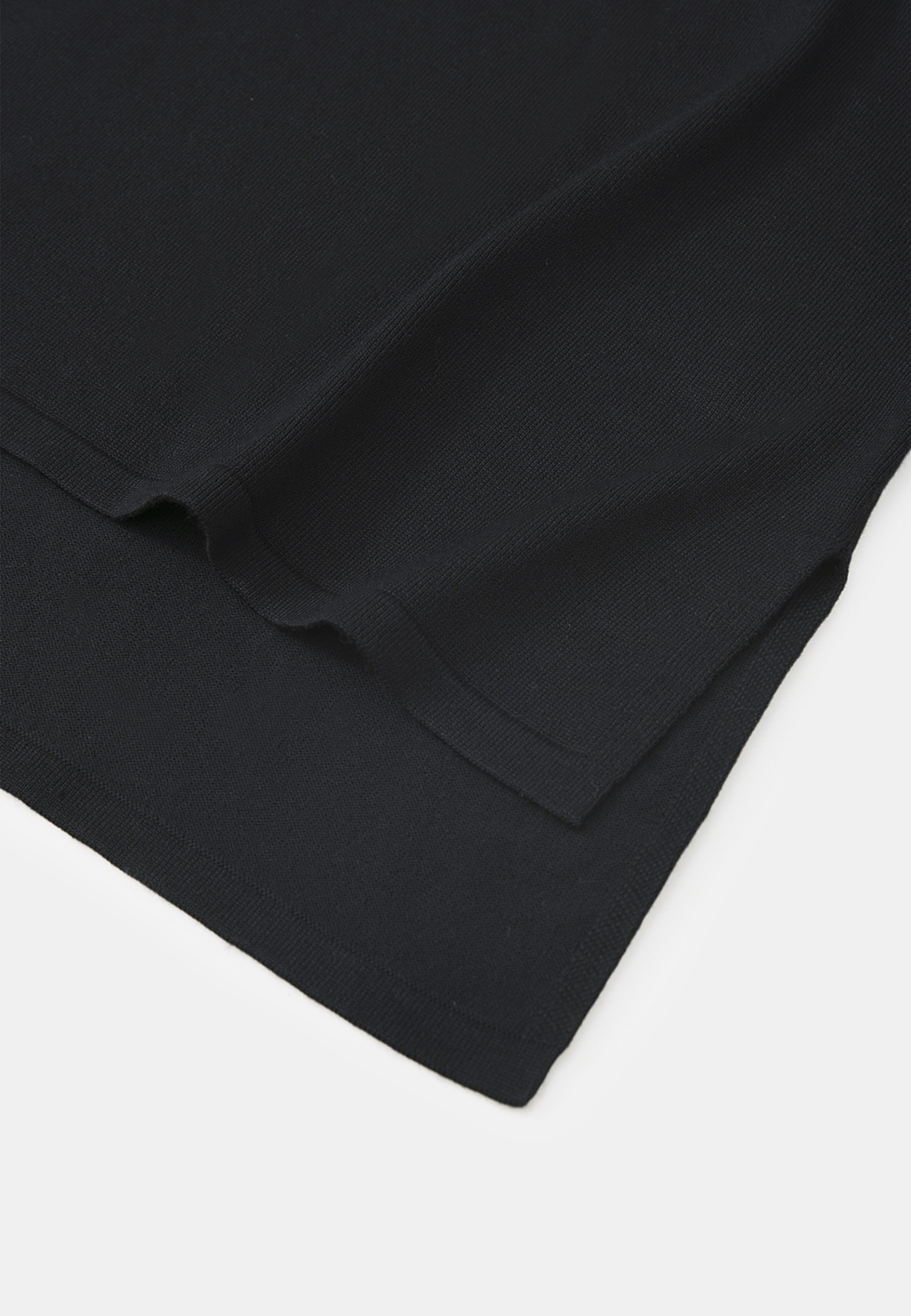 Jumper PAULINE, från Å WOMAN, i färgen Black. Klicka för att öppna bilden i stort format