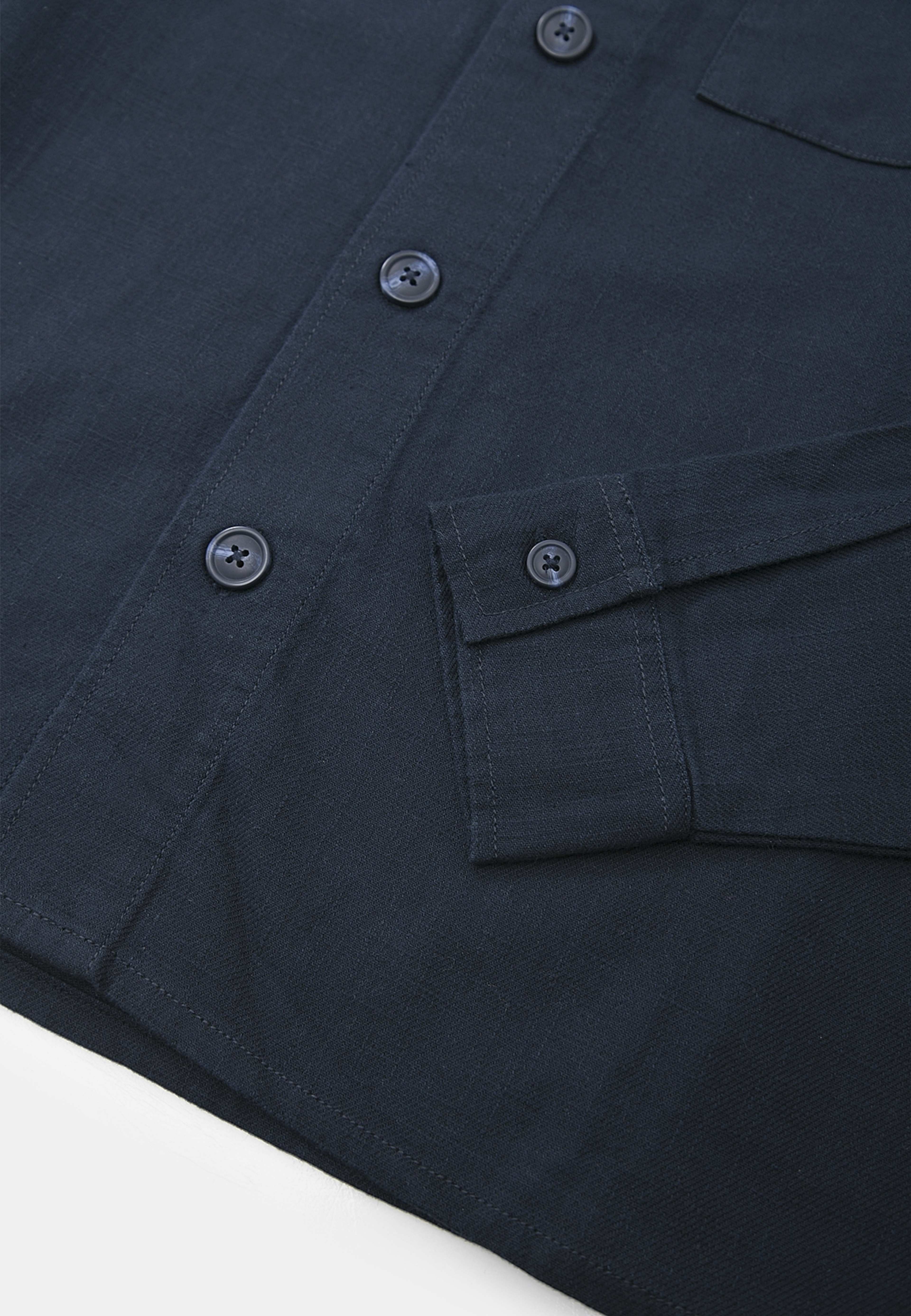 Overshirt HELGE, från NORVIE, i färgen Navy. Klicka för att öppna bilden i stort format