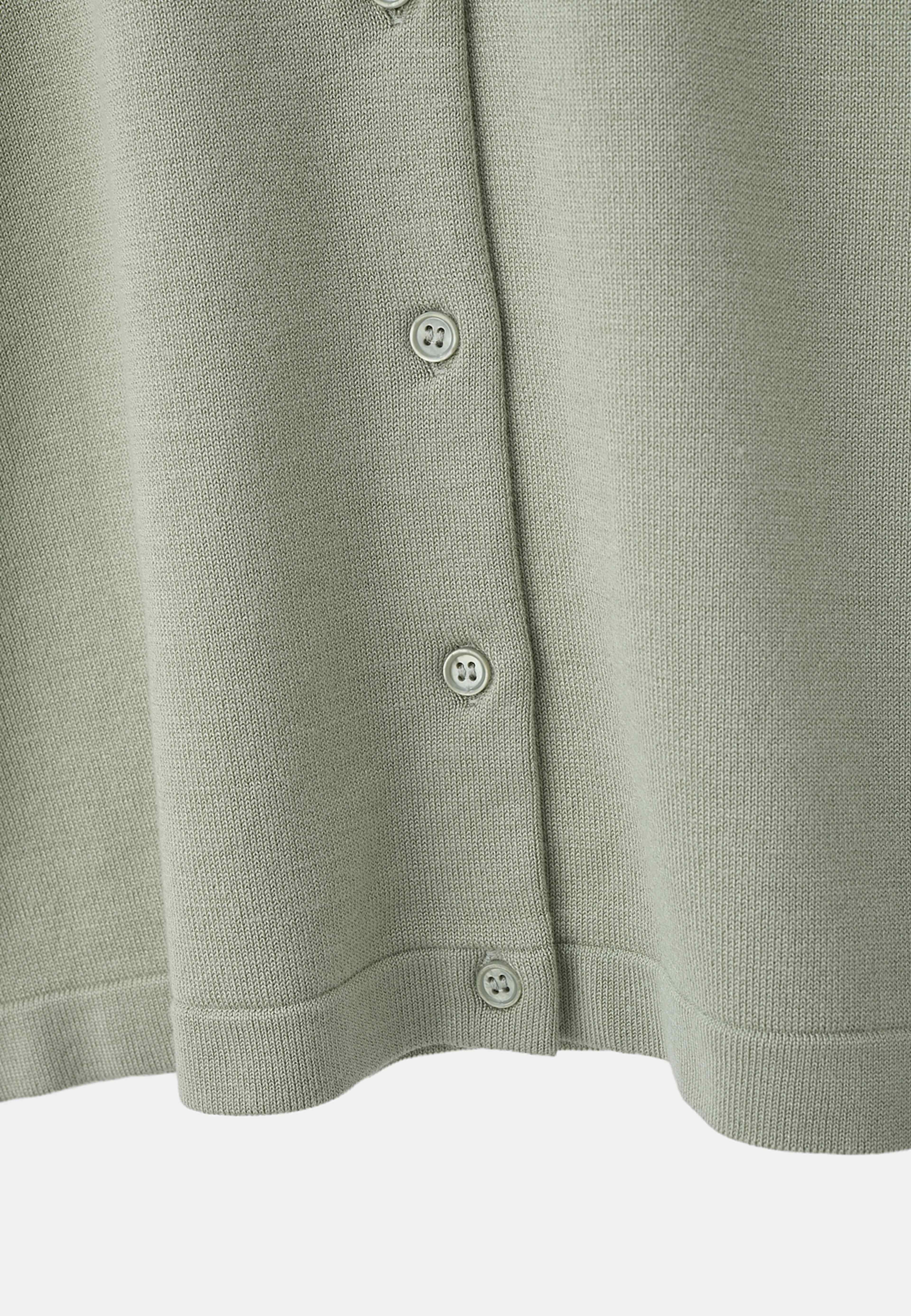 Cardigan INGRID, från Å WOMAN, i färgen Light Green. Klicka för att öppna bilden i stort format