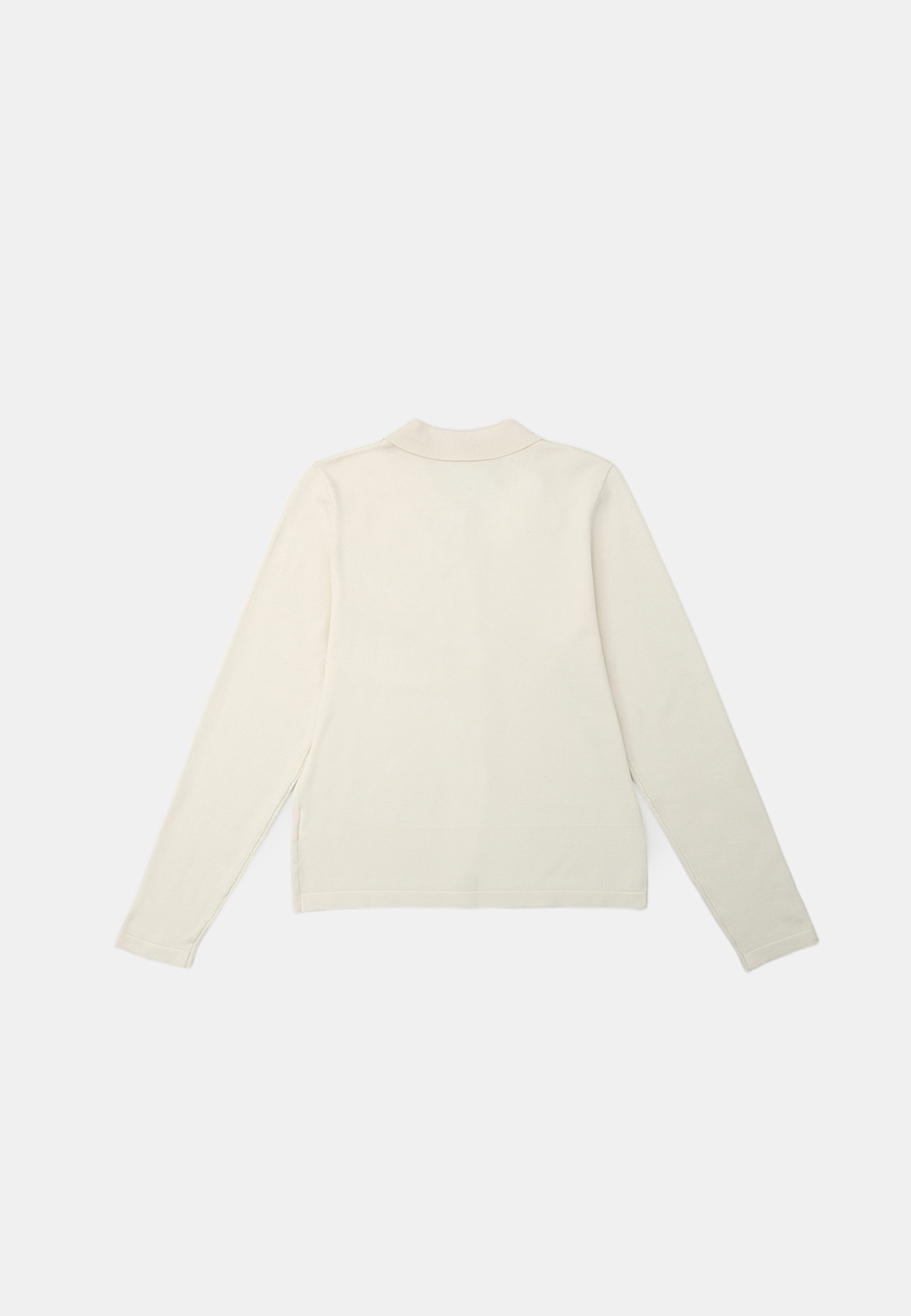 Cardigan EVY, från Å WOMAN, i färgen Creme. Klicka för att öppna bilden i stort format