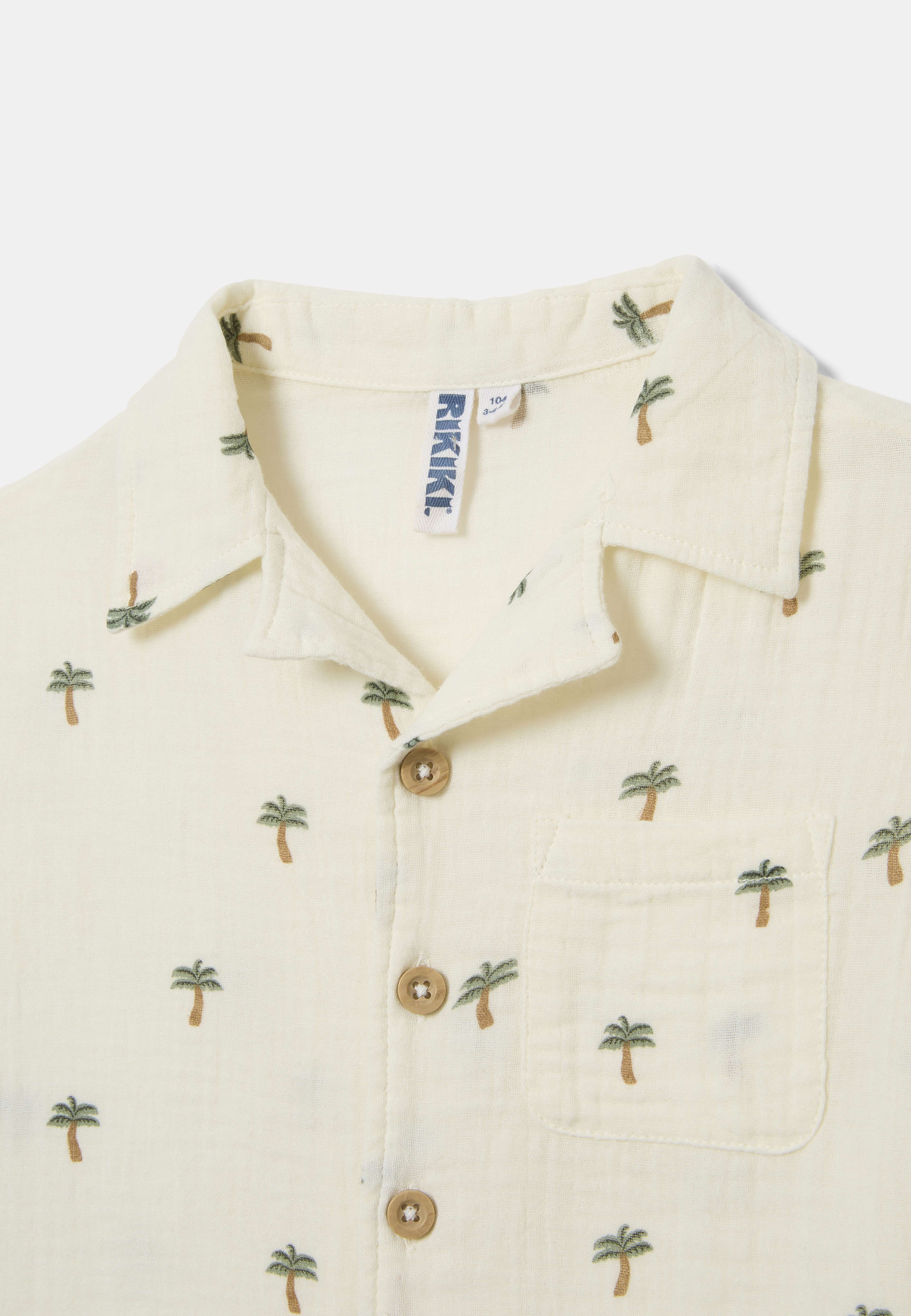 Krinklad skjorta IVY, från RIKIKI, i färgen Palm. Klicka för att öppna bilden i stort format