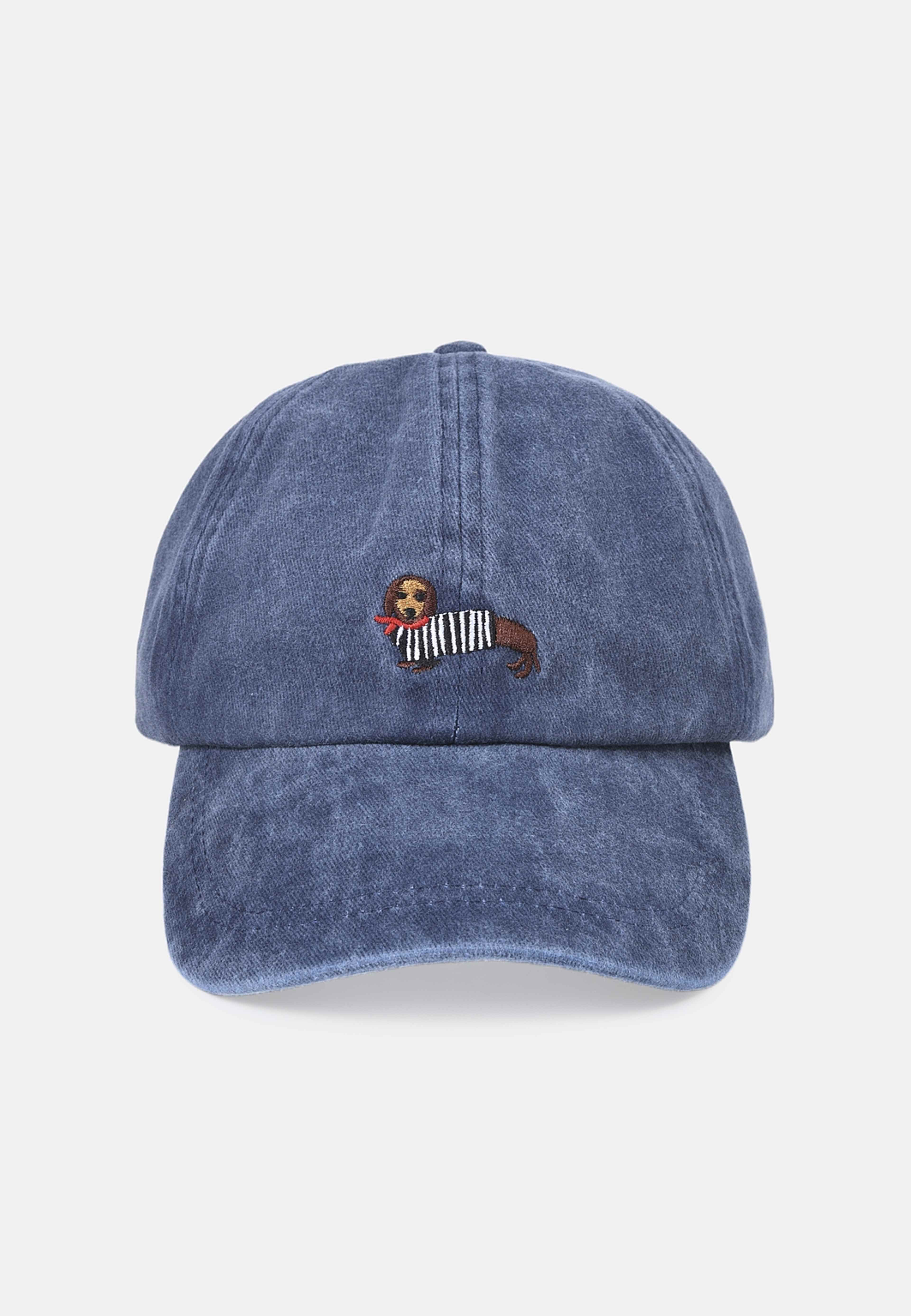 Keps med broderi ZOE, från Carin Wester, i färgen Navy. Klicka för att öppna bilden i stort format