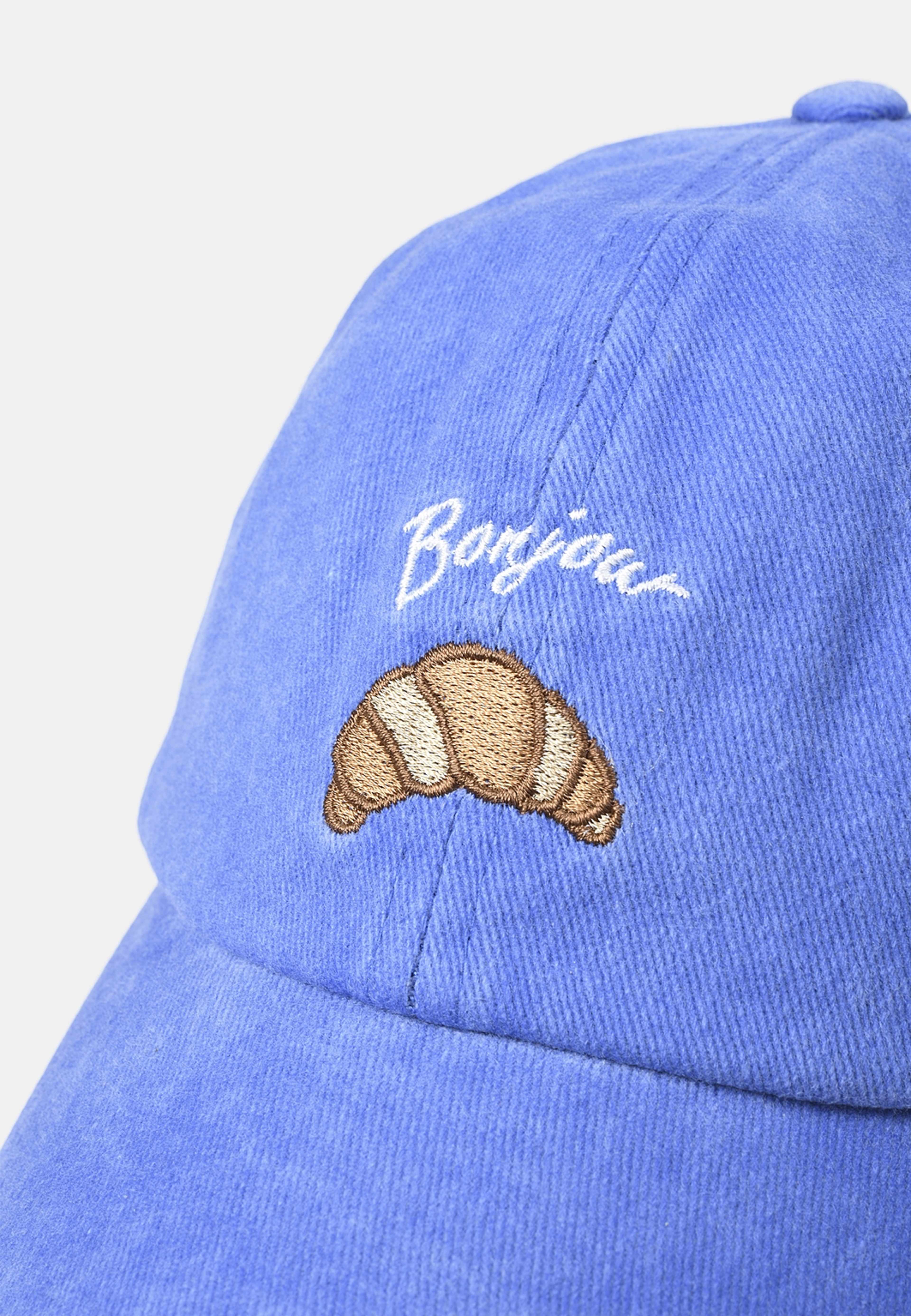 Keps med broderi ZOE, från Carin Wester, i färgen Bright Blue. Klicka för att öppna bilden i stort format