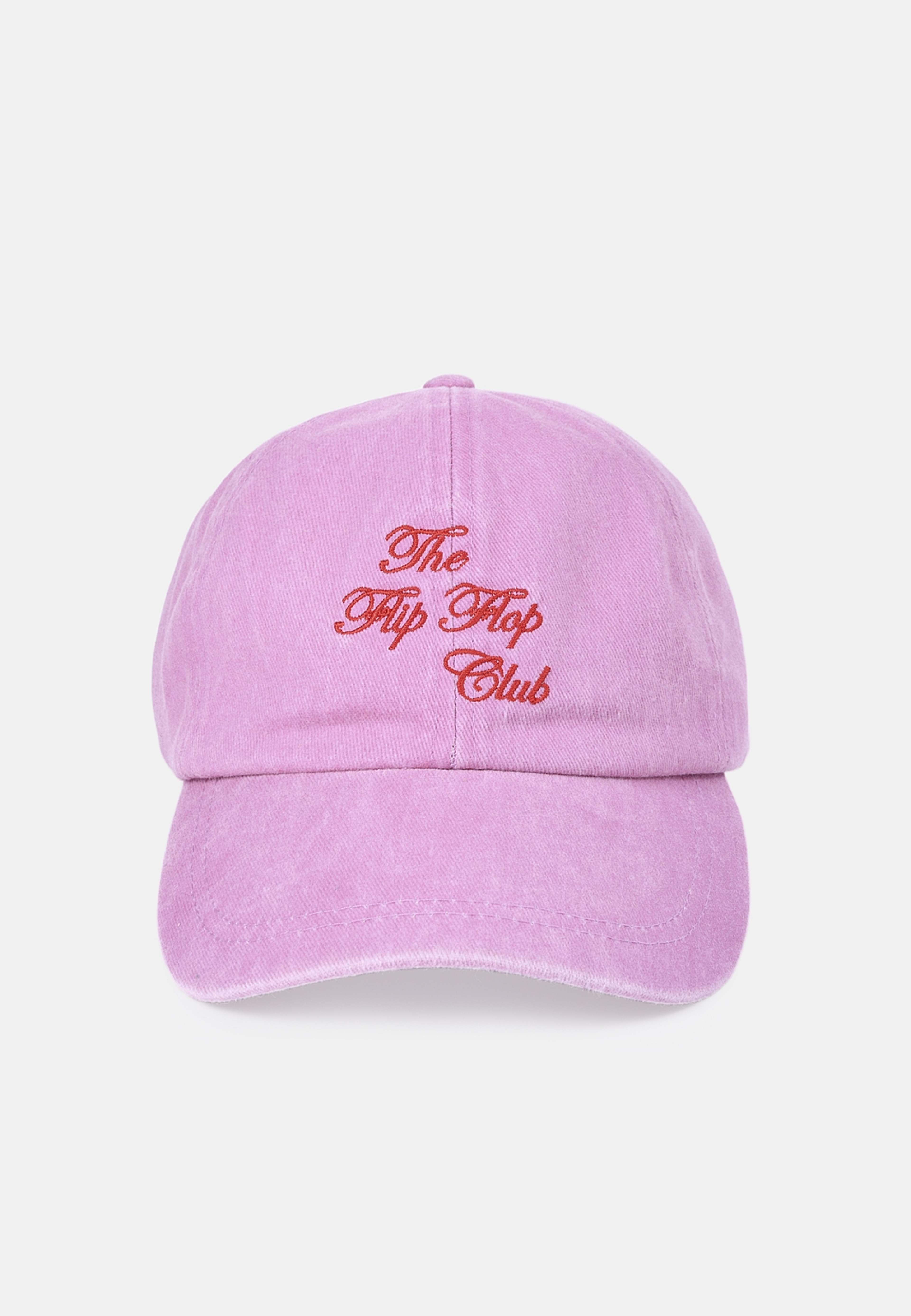 Keps med broderi ZOE, från Carin Wester, i färgen Pink. Klicka för att öppna bilden i stort format