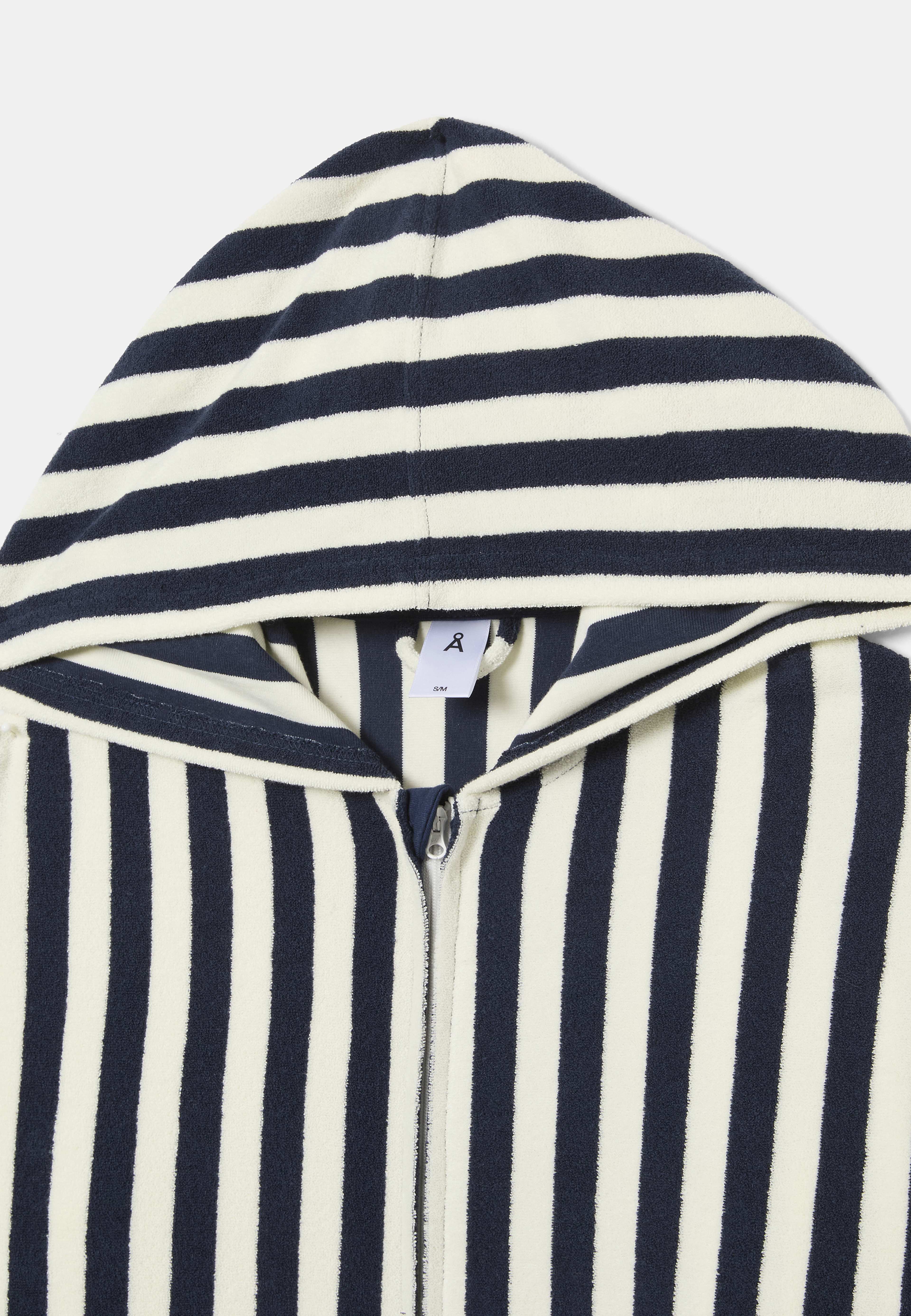 Badrock MILOU, från Å WOMAN, i färgen Navy. Klicka för att öppna bilden i stort format