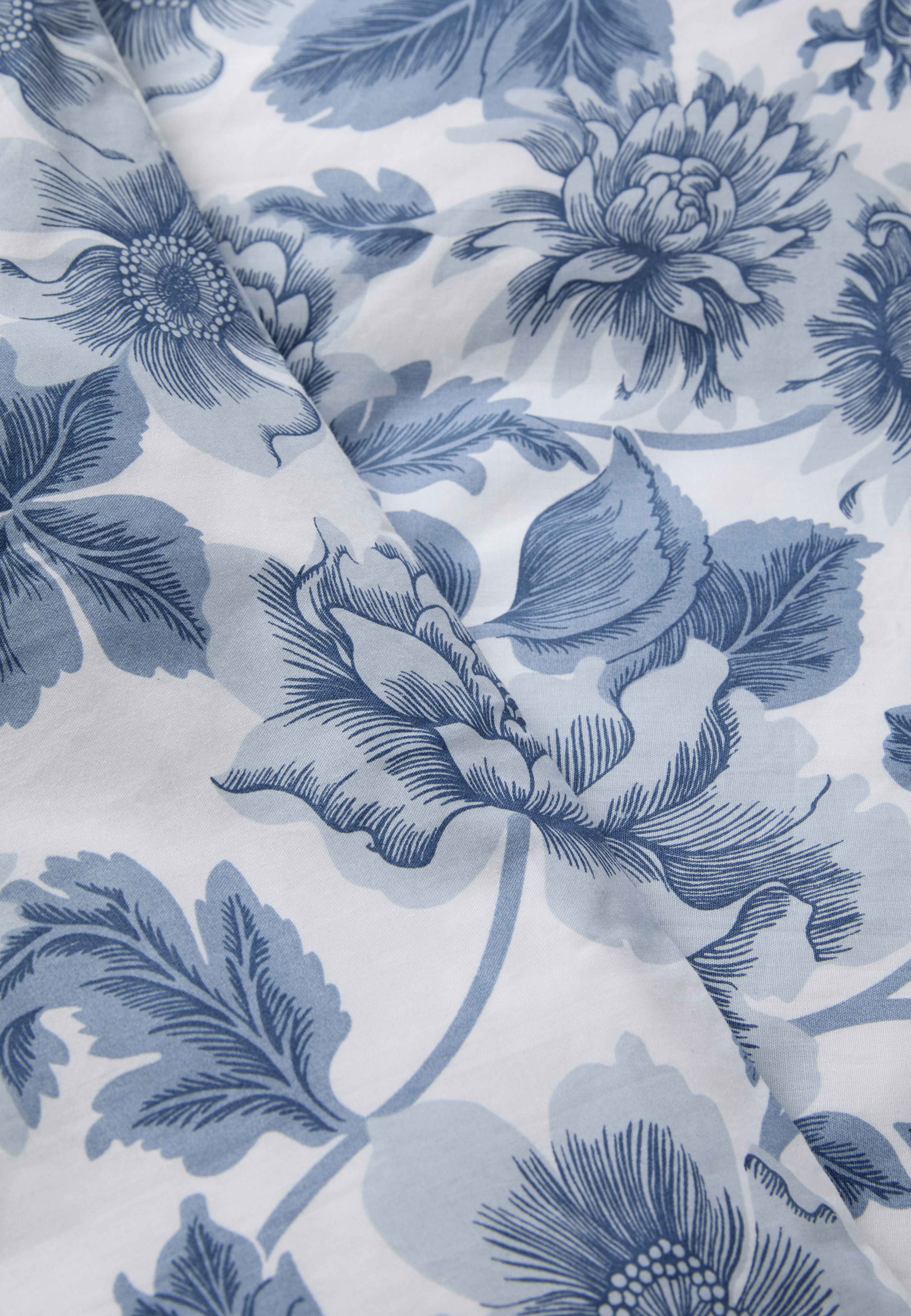 Bäddset EDEN 150x210 cm, från Åhléns Home, i färgen Blue. Klicka för att öppna bilden i stort format