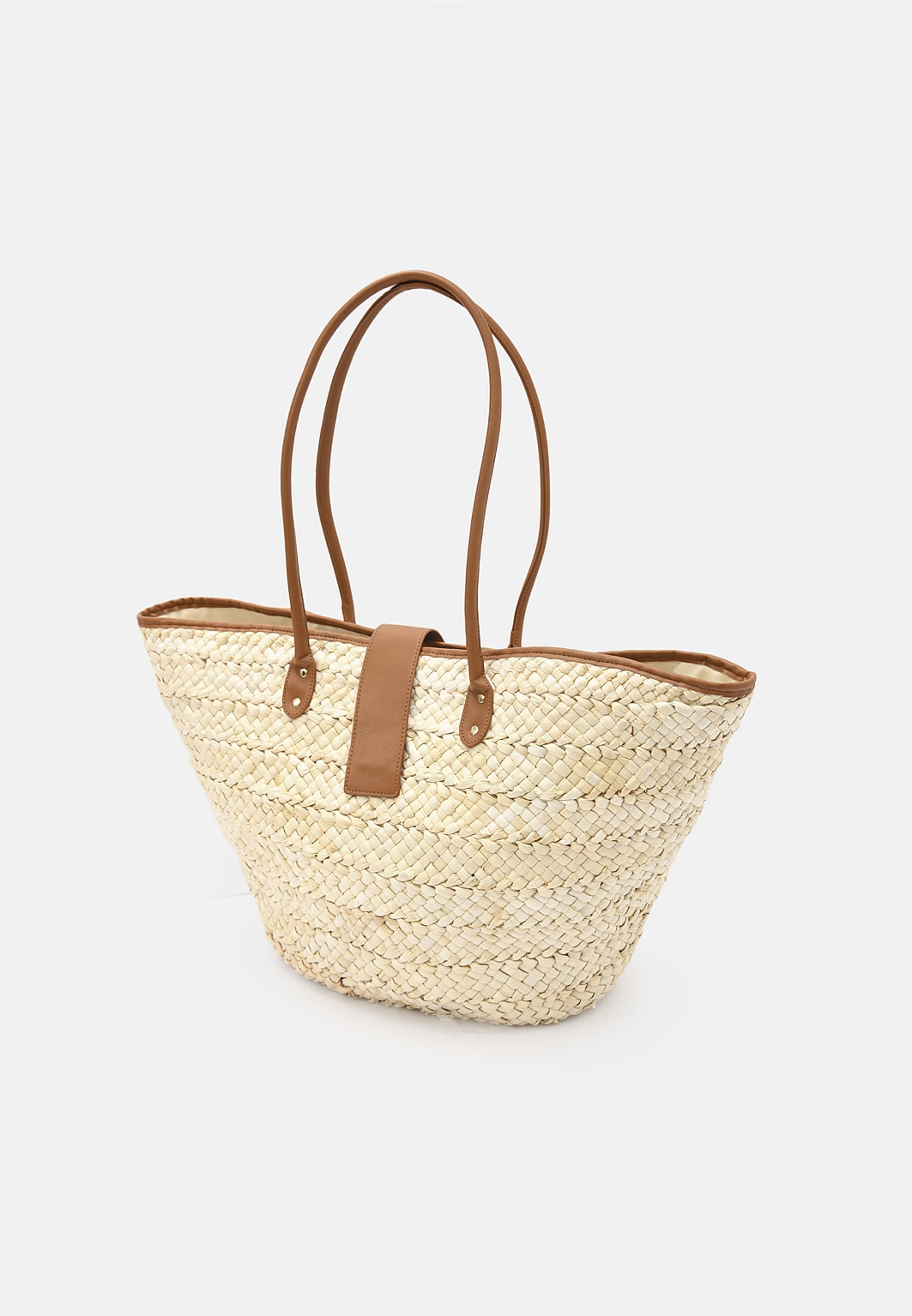 Stråväska BIGGIE, från Carin Wester, i färgen Straw. Klicka för att öppna bilden i stort format