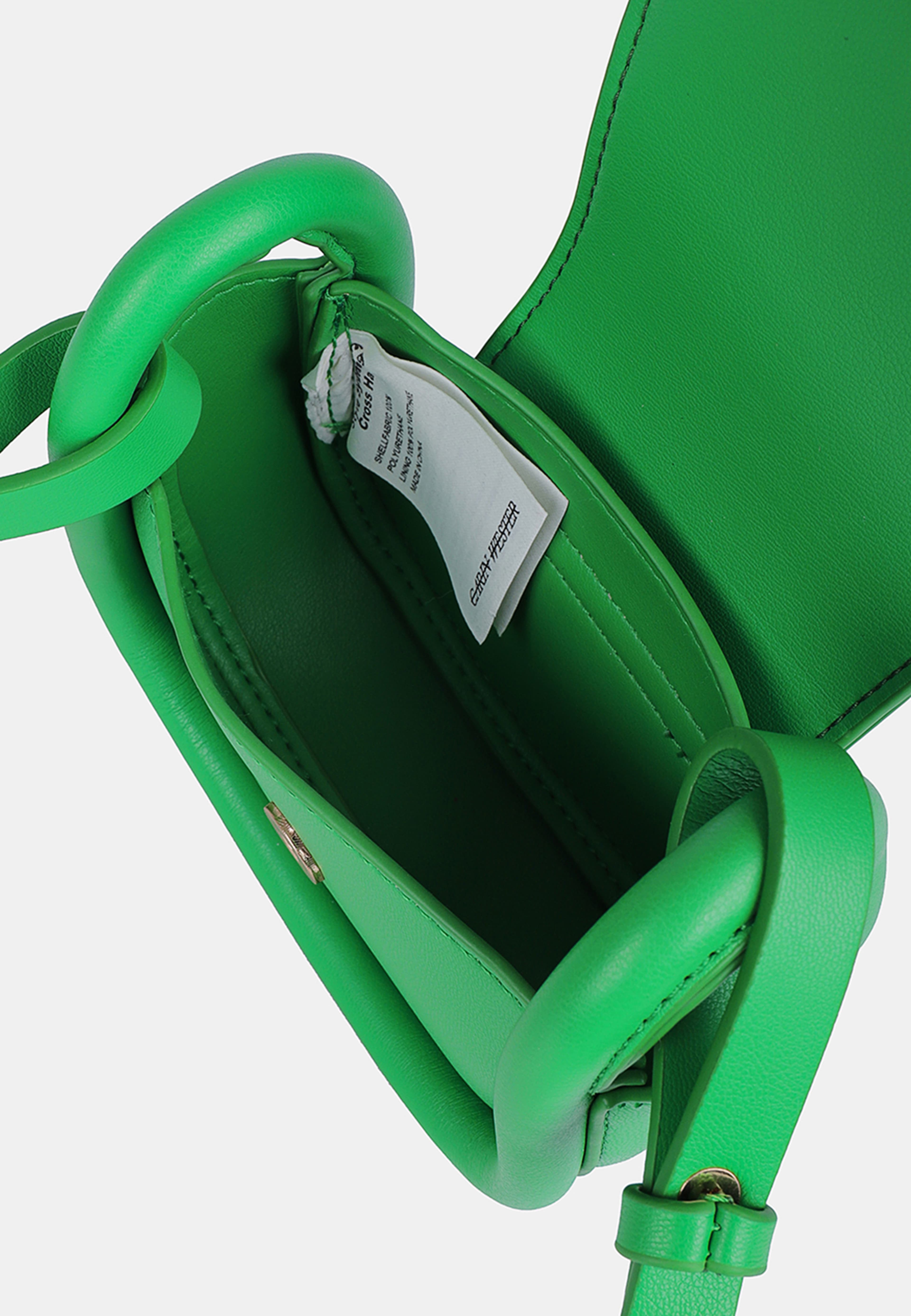 Mini crossbody SYDNEY, från Carin Wester, i färgen Green. Klicka för att öppna bilden i stort format