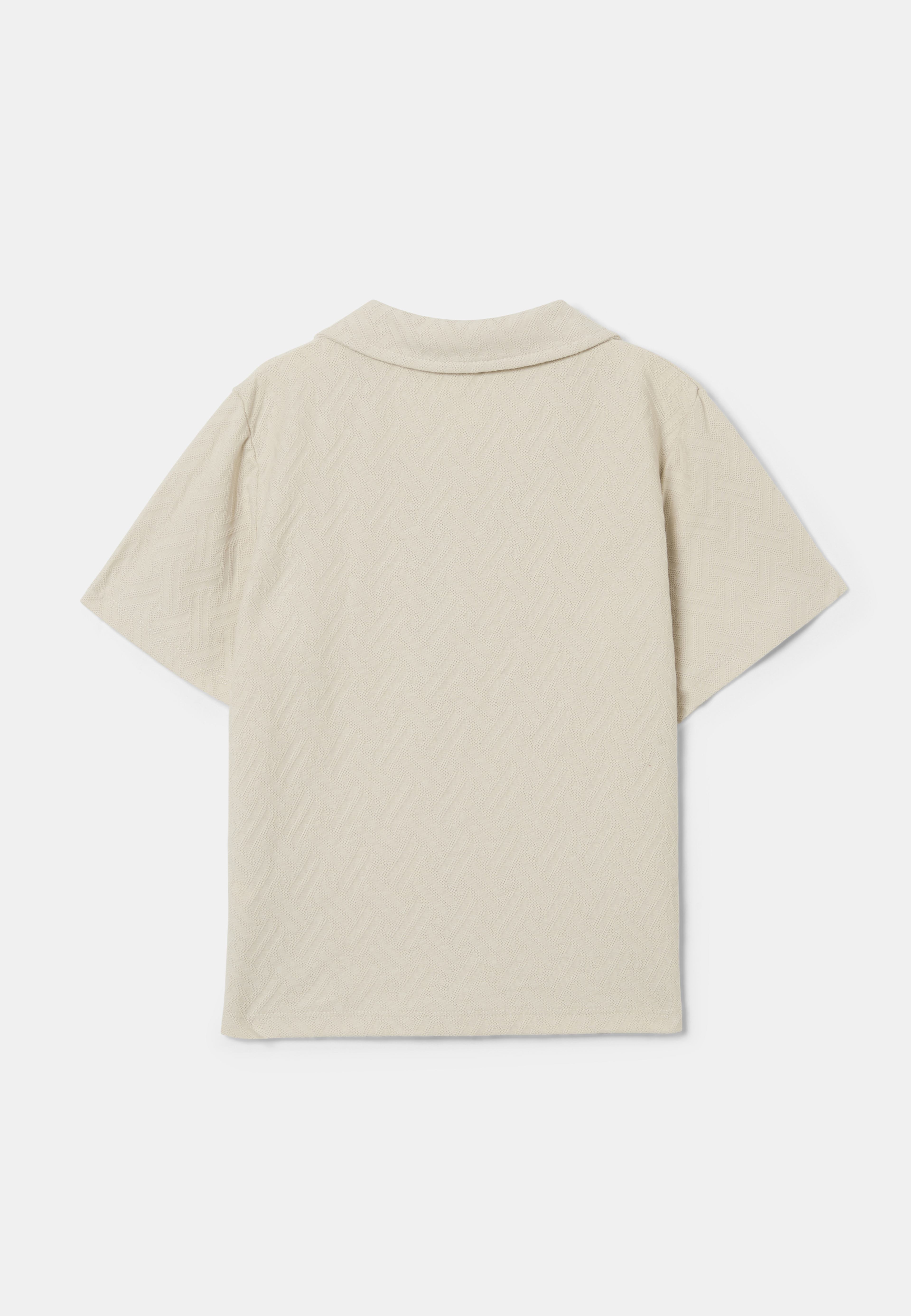 Skjorta MILO, från RIKIKI, i färgen Light Beige. Klicka för att öppna bilden i stort format