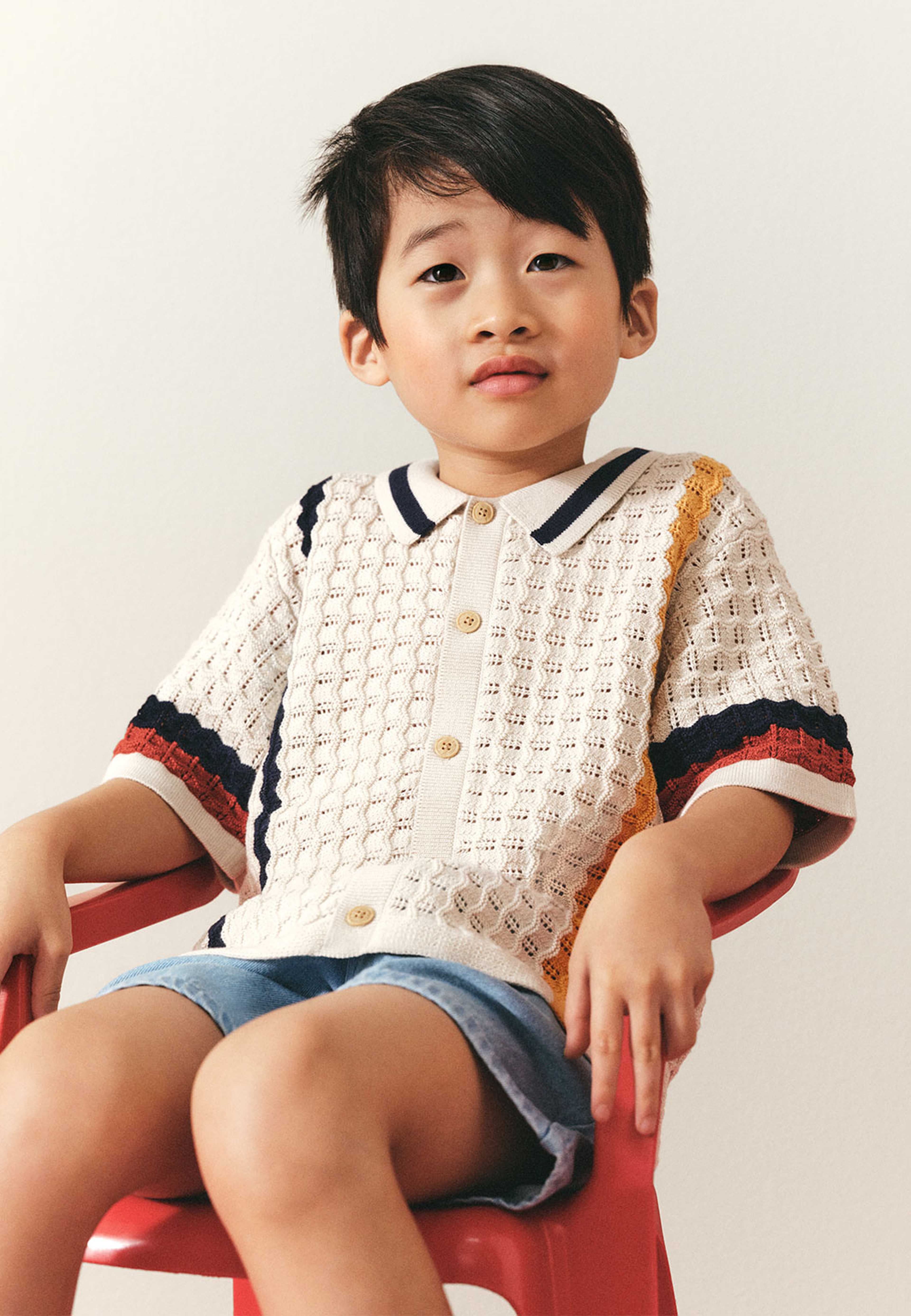 Denimshorts HENKE, från RIKIKI, i färgen Blue. Klicka för att öppna bilden i stort format