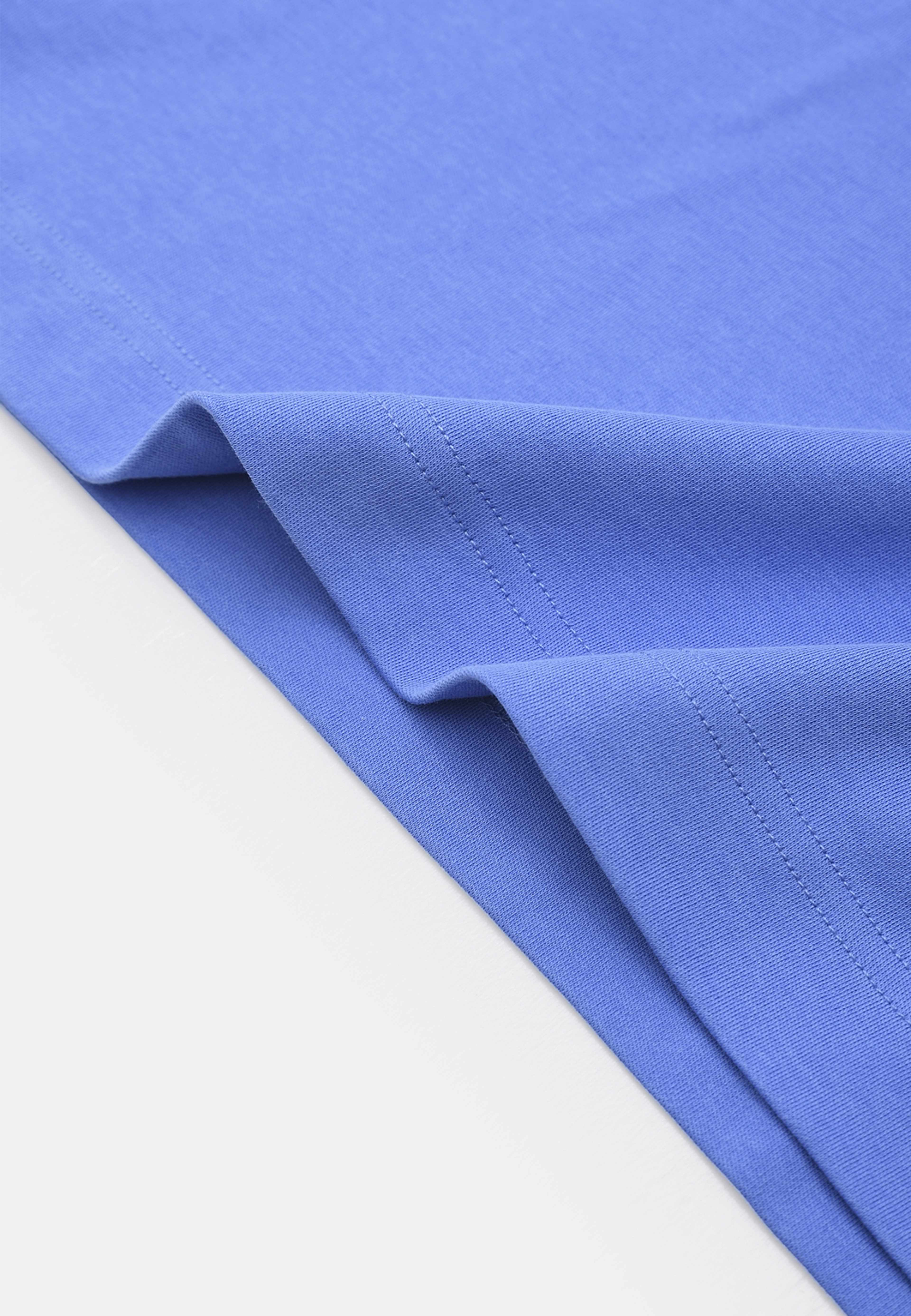 Boxig t-shirt STORM, från Carin Wester, i färgen Mid Blue. Klicka för att öppna bilden i stort format