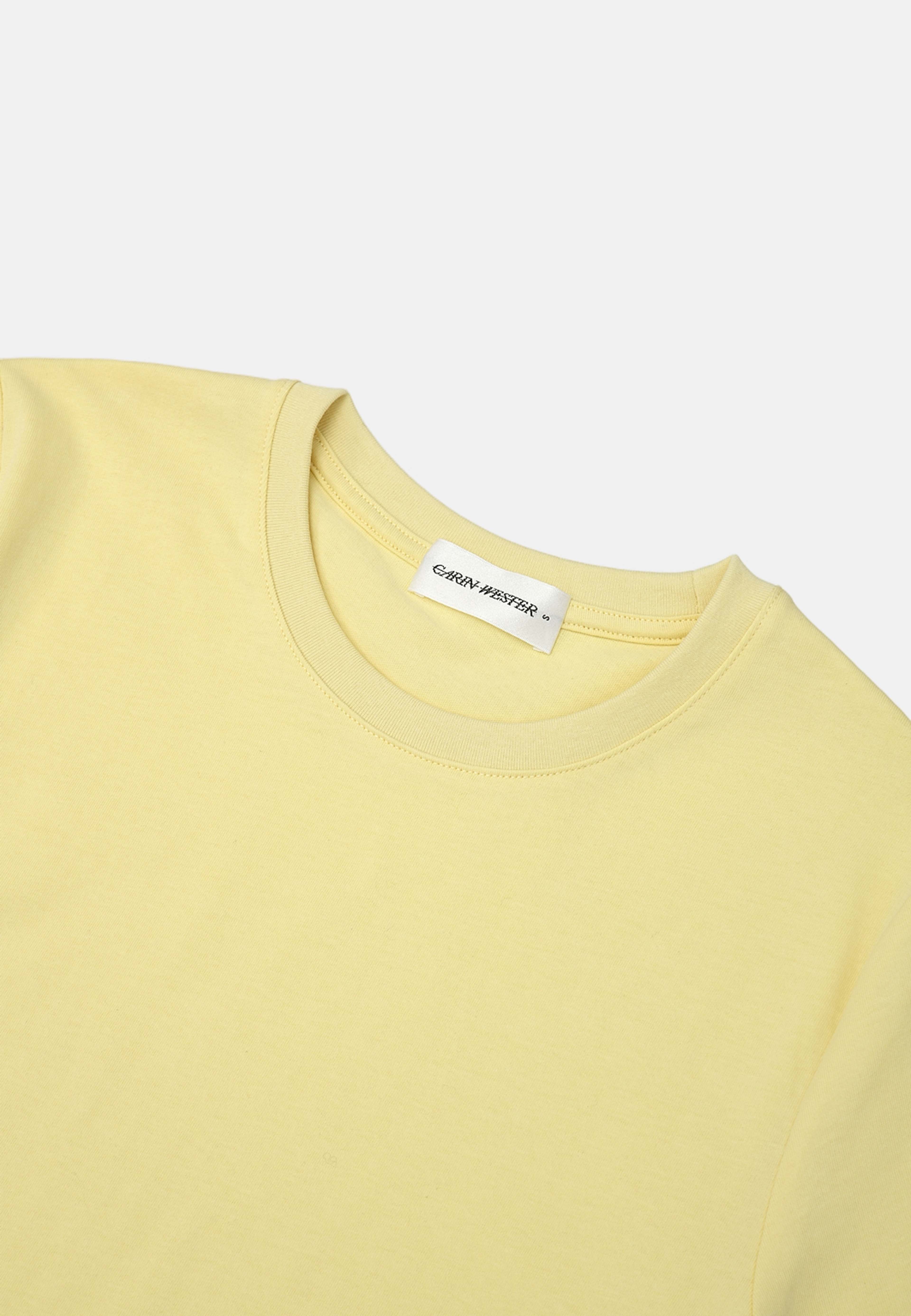 T-shirt SELINA, från Carin Wester, i färgen Light Yelllow. Klicka för att öppna bilden i stort format